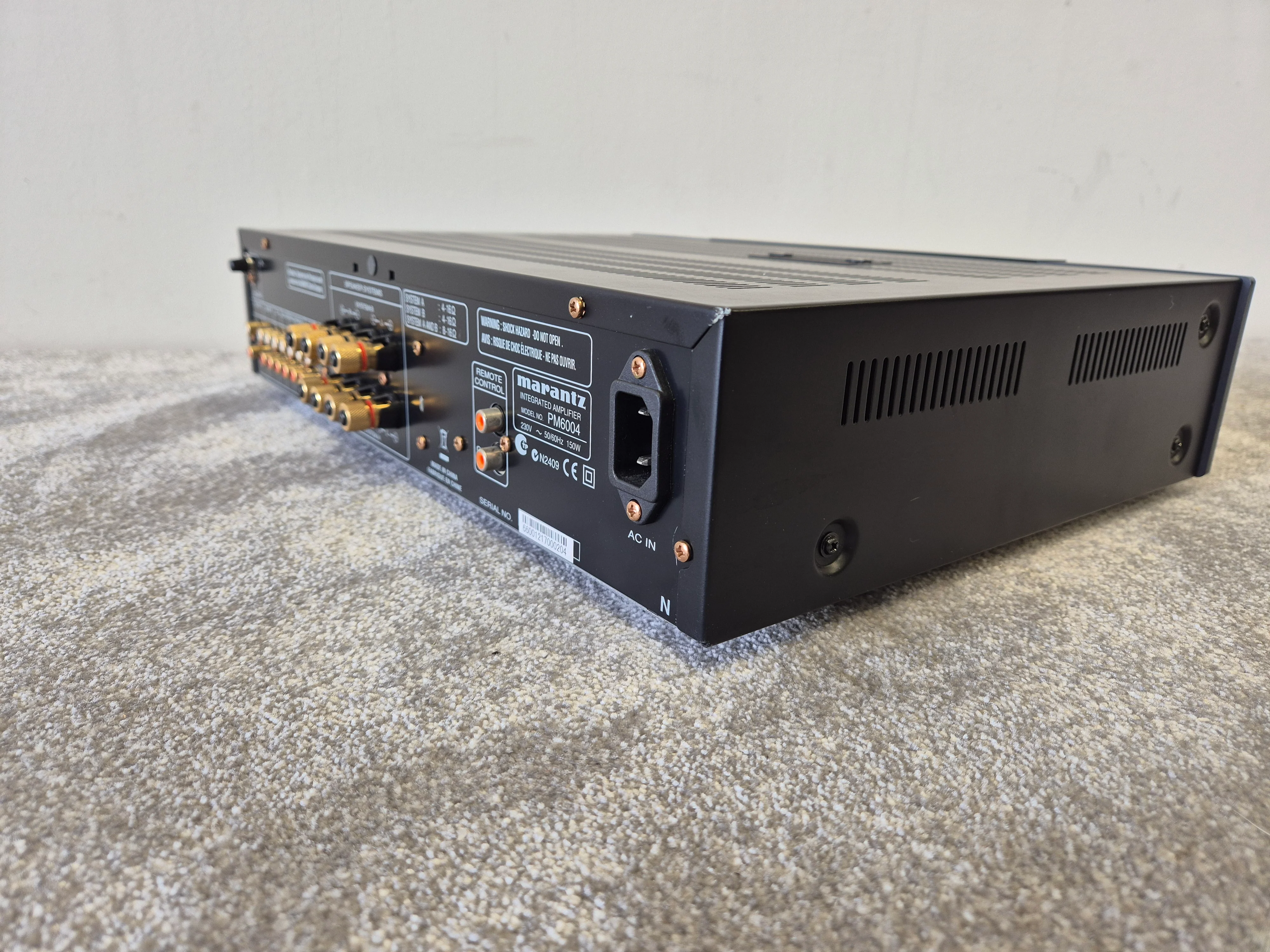 Marantz PM6004 - Stereo Integrated Amplifier - Image 6