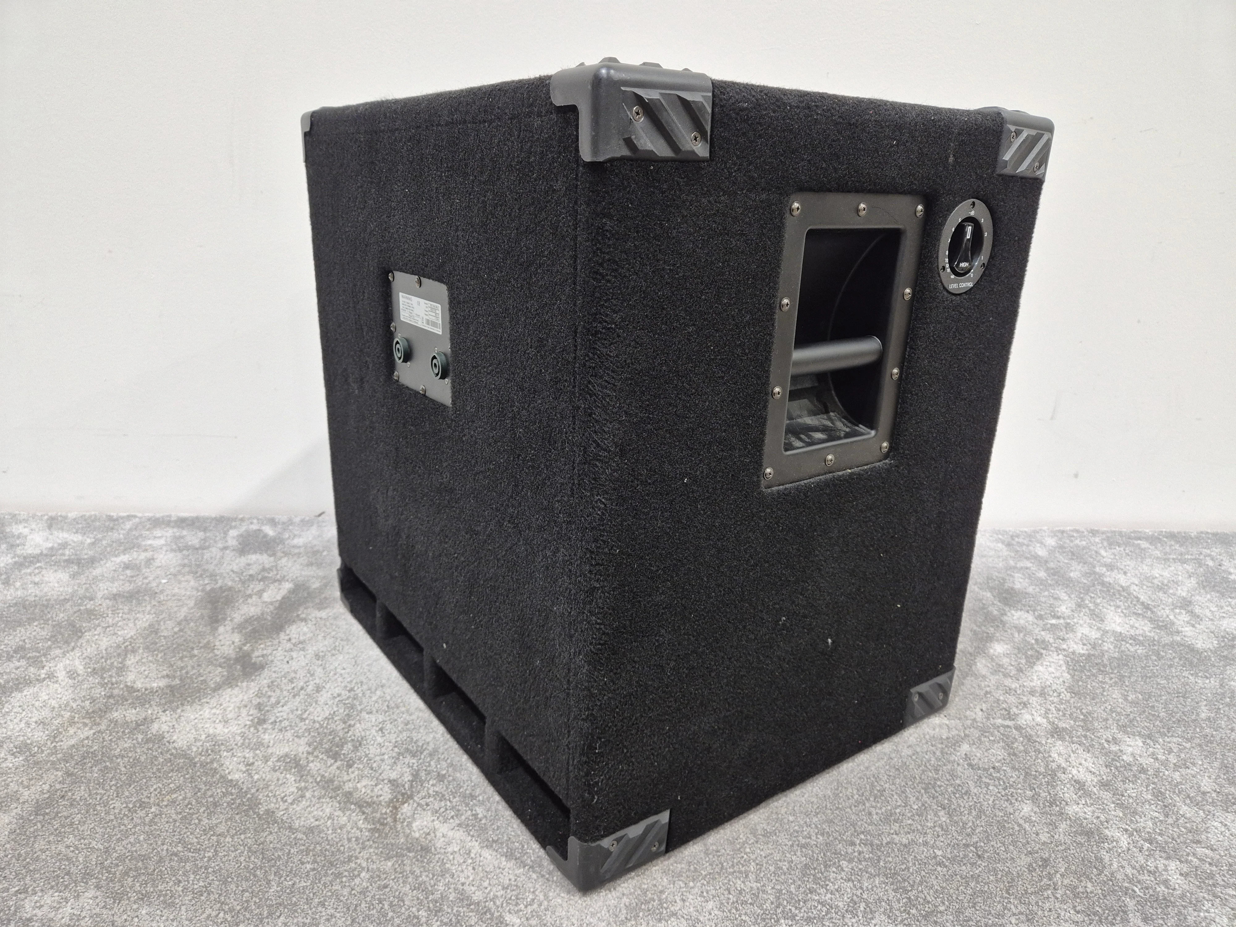 MarkBass STD 104 HR-4 - 800-watts Bass Cabinet - Image 7