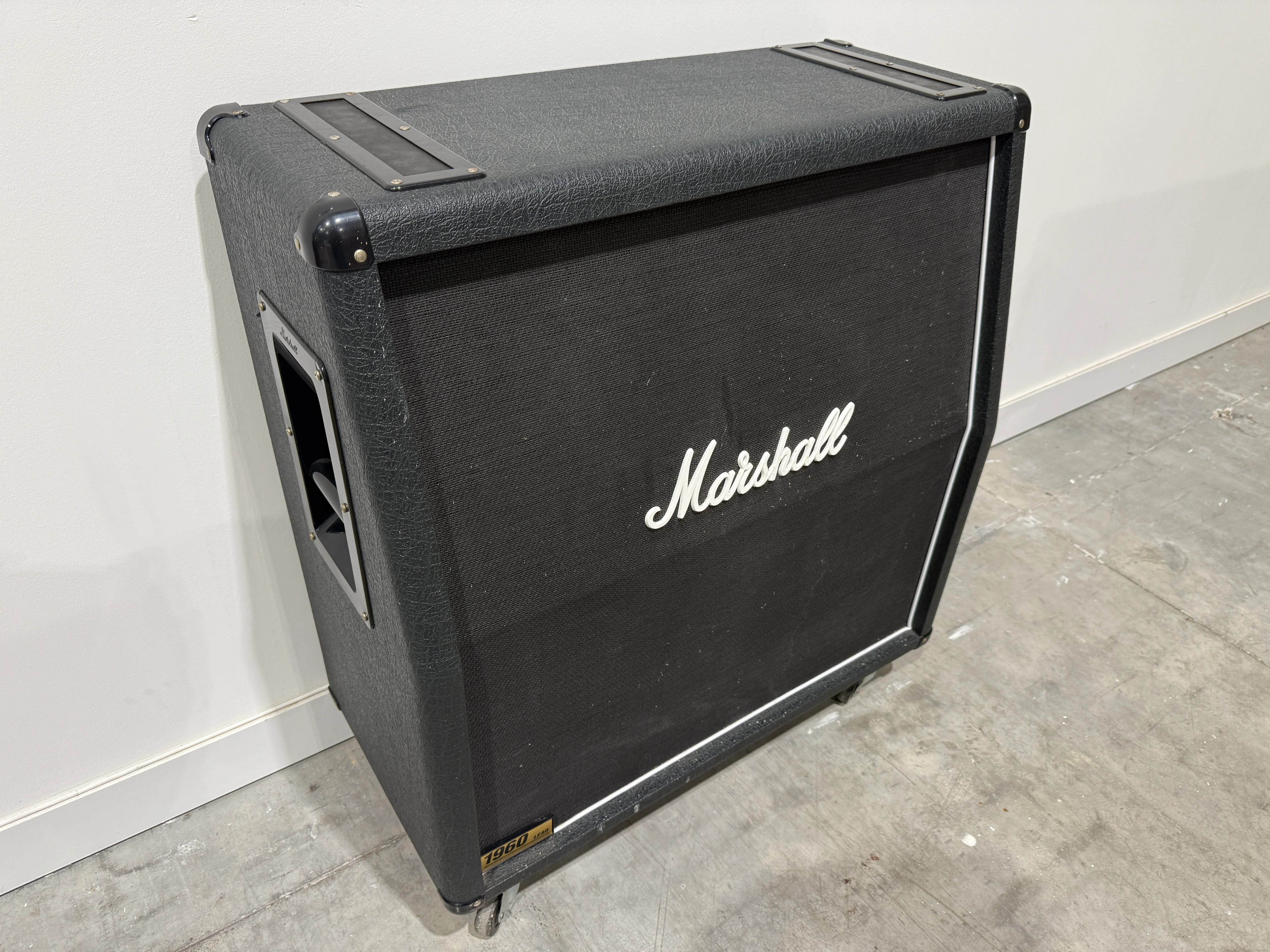 Marshall 1960 A - Lead - 4x12 Angled Guitar Cab - Image 2