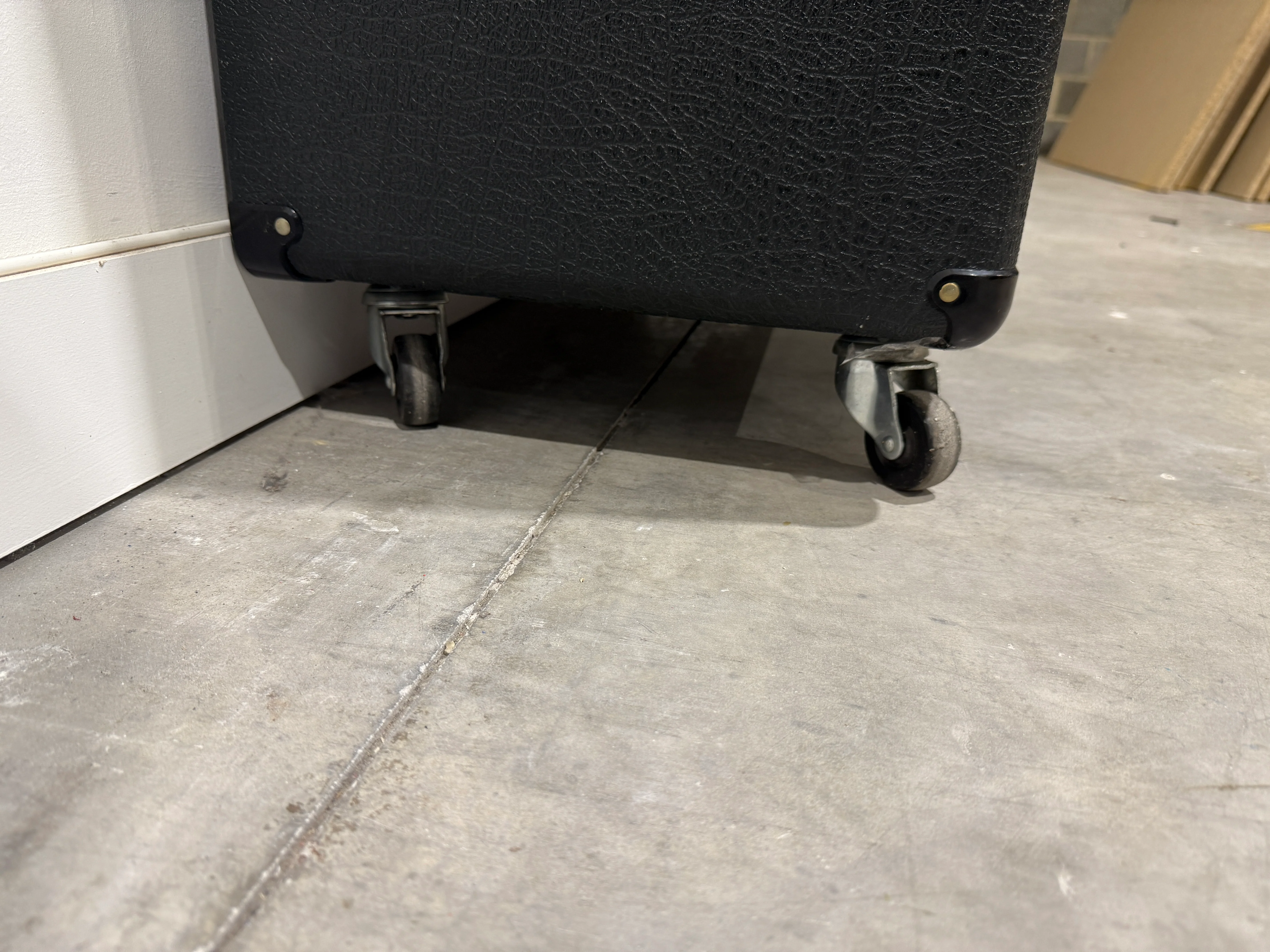 Marshall 1960 A - Lead - 4x12 Angled Guitar Cab - Image 6