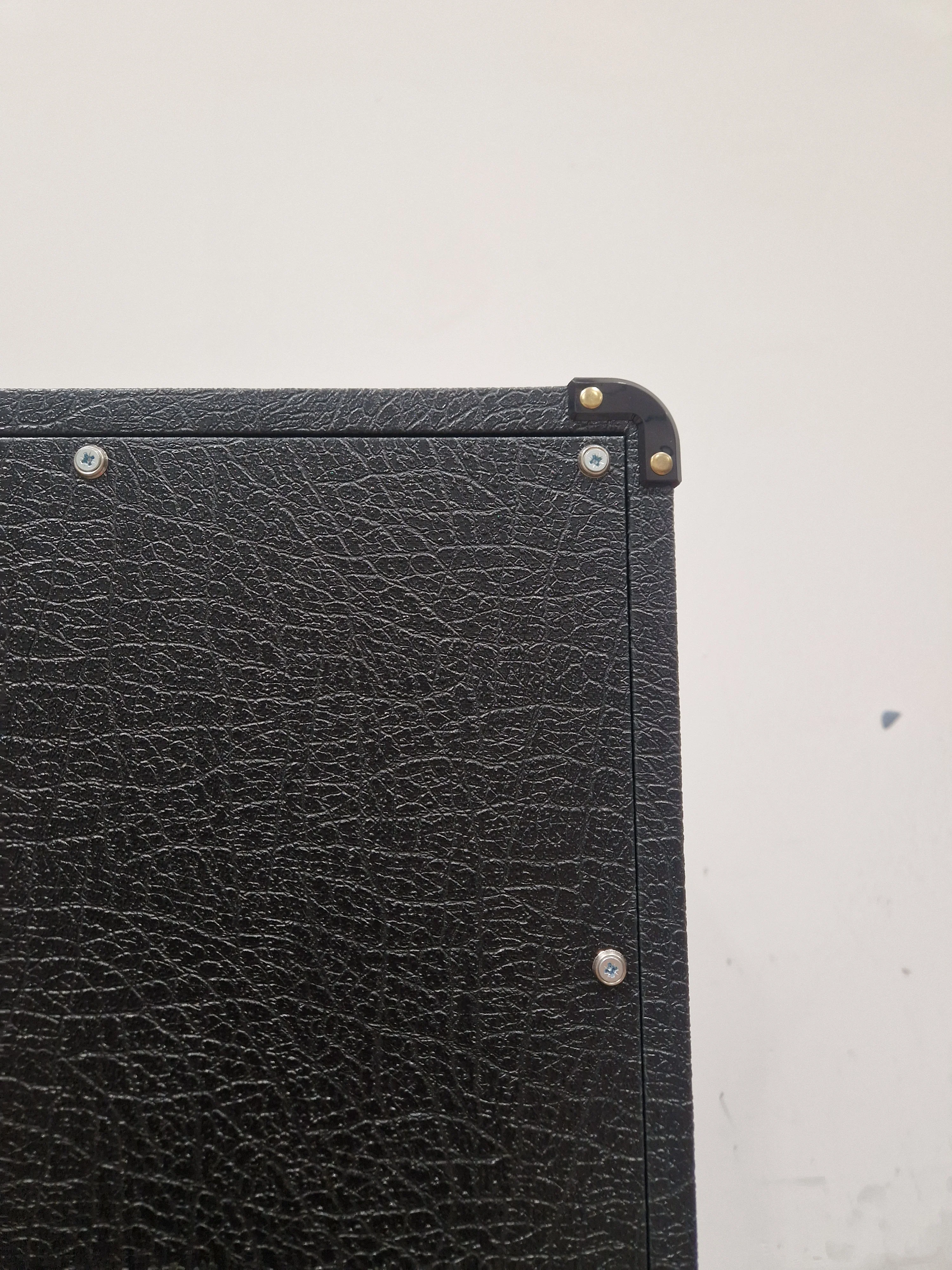 Marshall 1960 - Guitar Amplifier Cabinet - 4x12 - Like New - Image 14