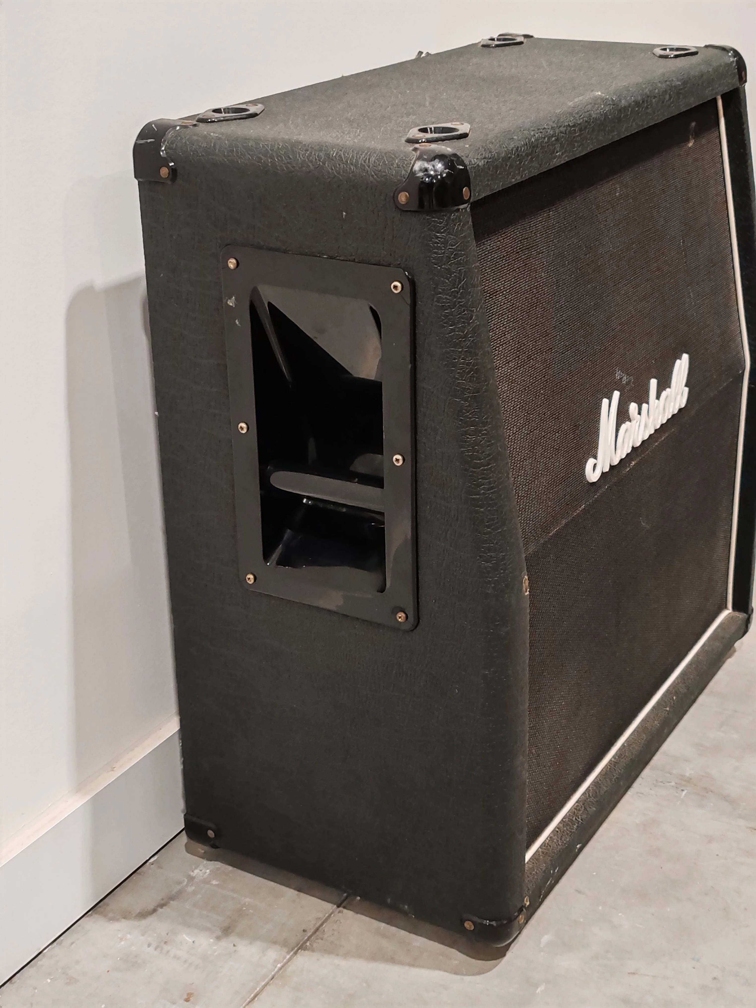 Marshall 1965A Lead 4x10" Vintage Slant Speaker Cabinet - Image 2