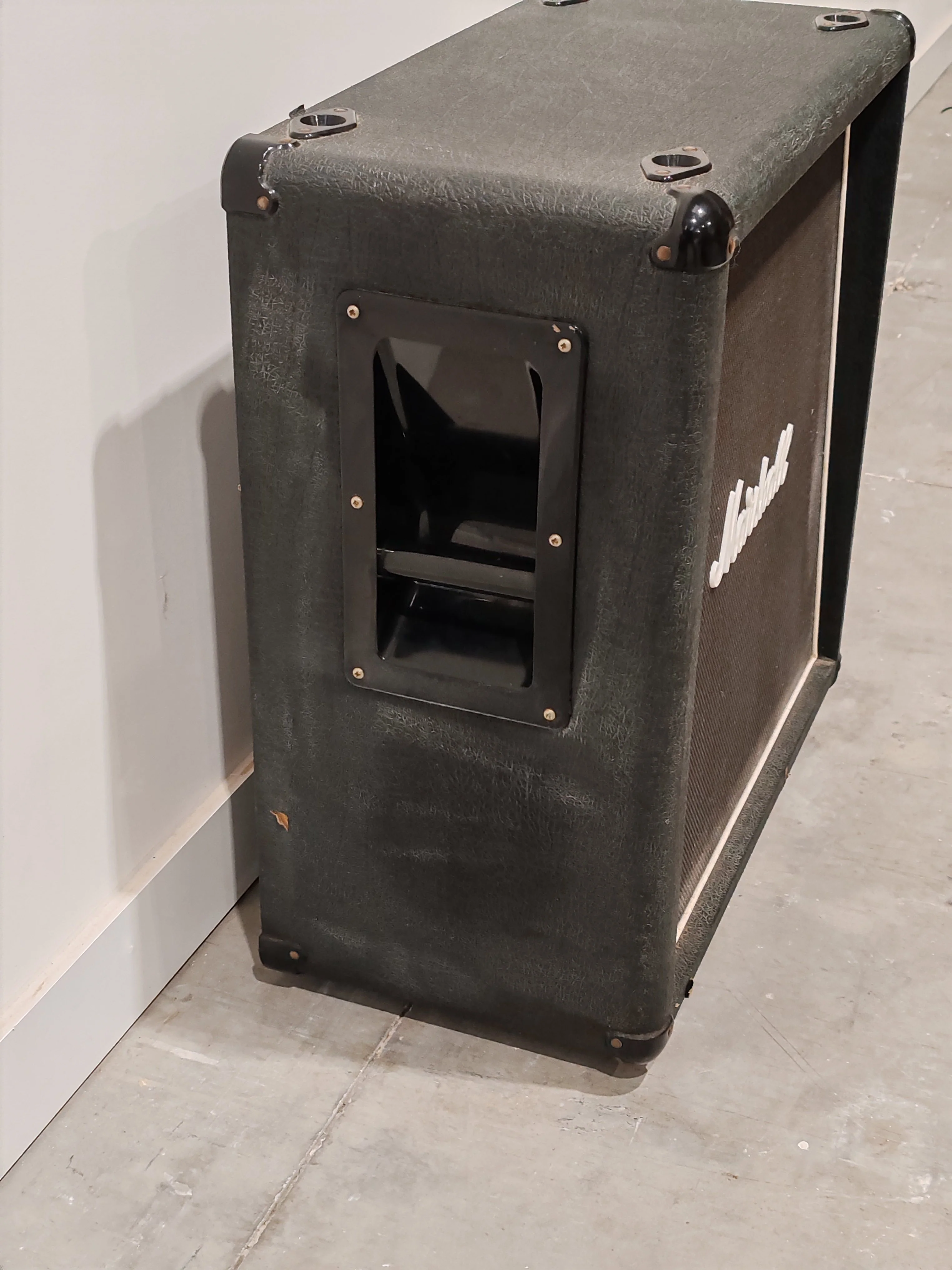 Marshall 1965B Lead 4x10" Vintage Speaker Cabinet - Image 3