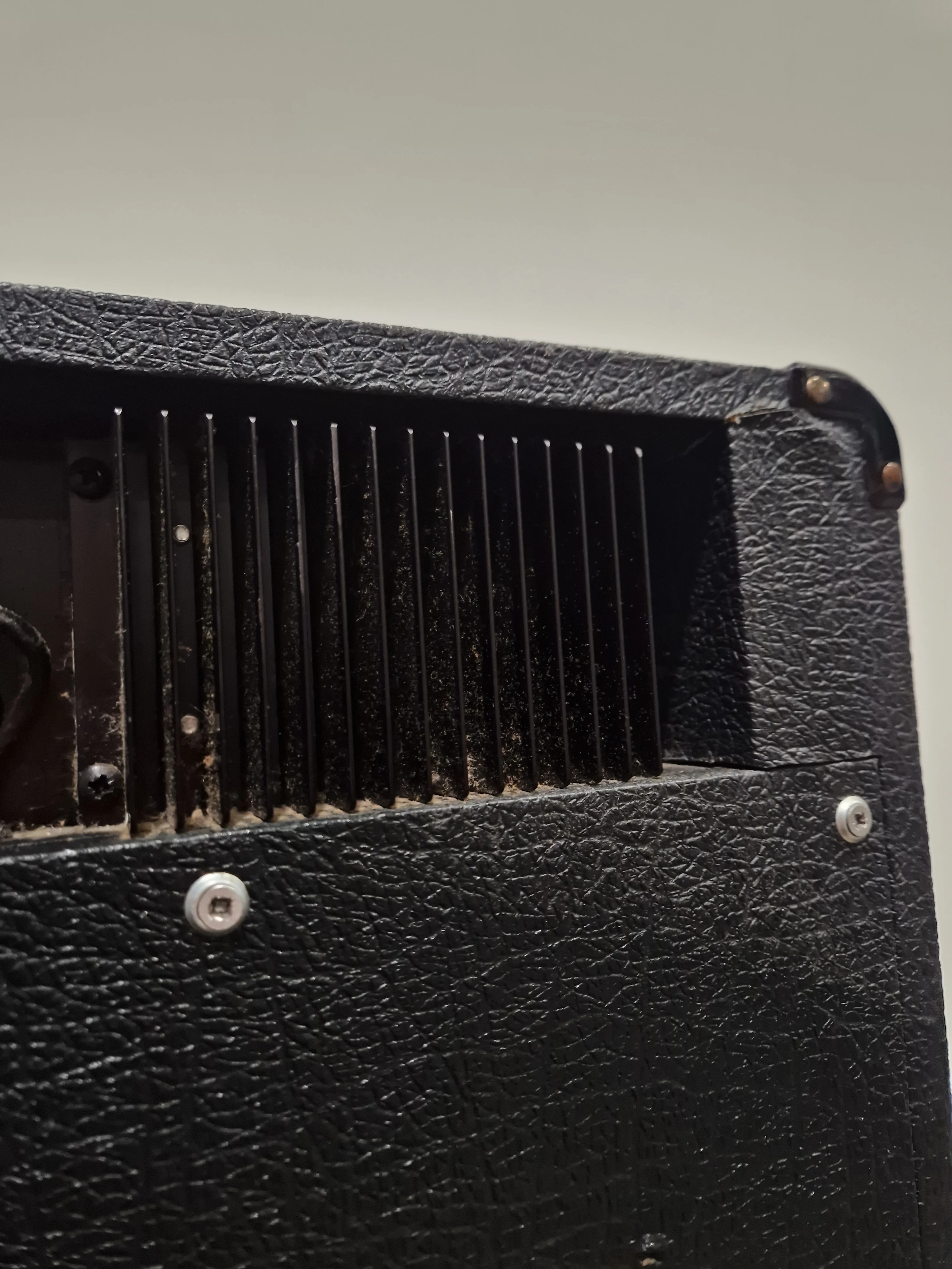 Marshall 5522 - Bass Combo Amplifier - Black - Good w/ Cables - Image 2