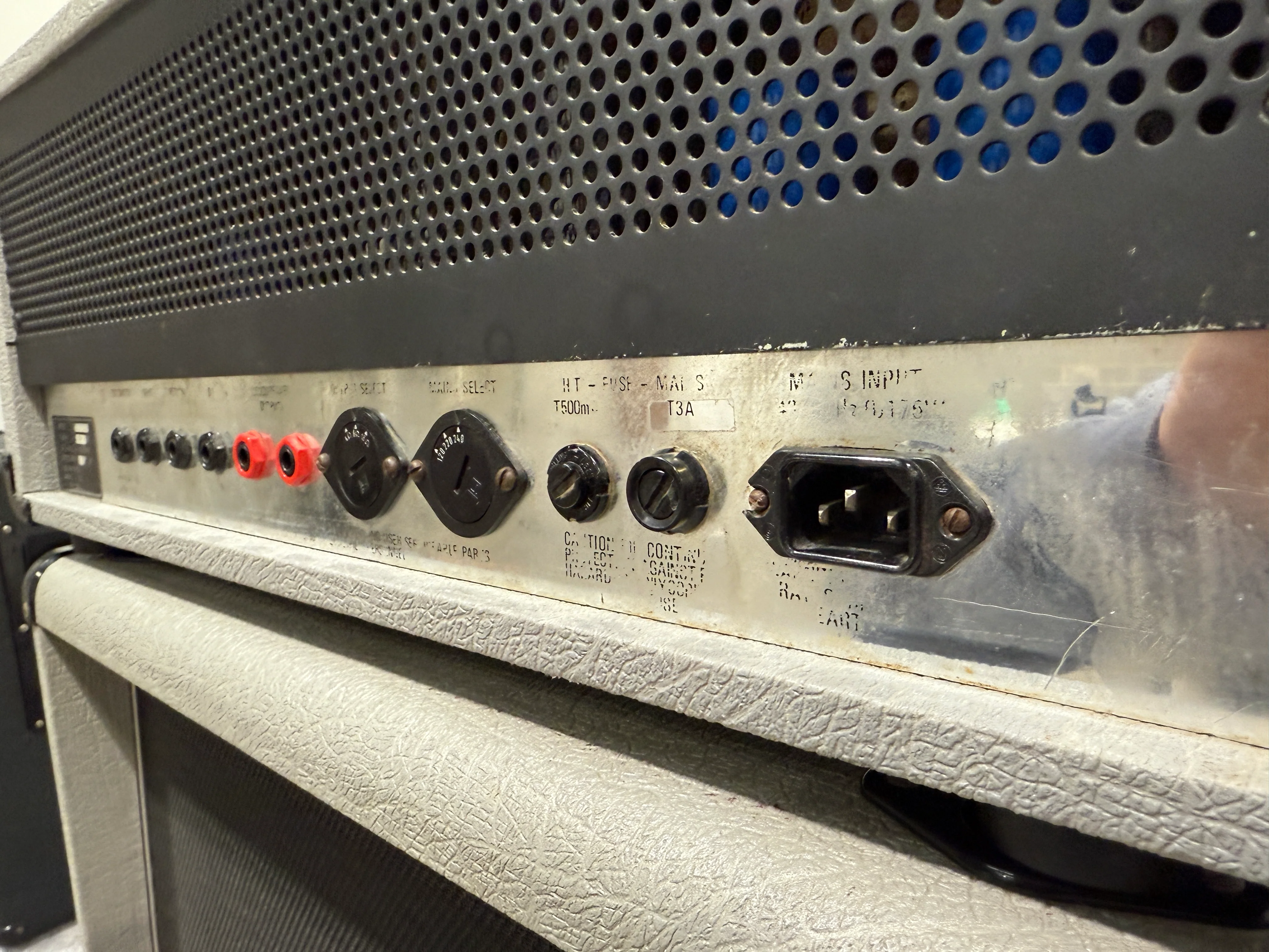 Marshall JCM25/50 “Silver Jubilee” Model 2553 2-Channel 100-Watt Guitar Amp Head (1987-1988) with Two Cabs (2556A/B) - Image 4