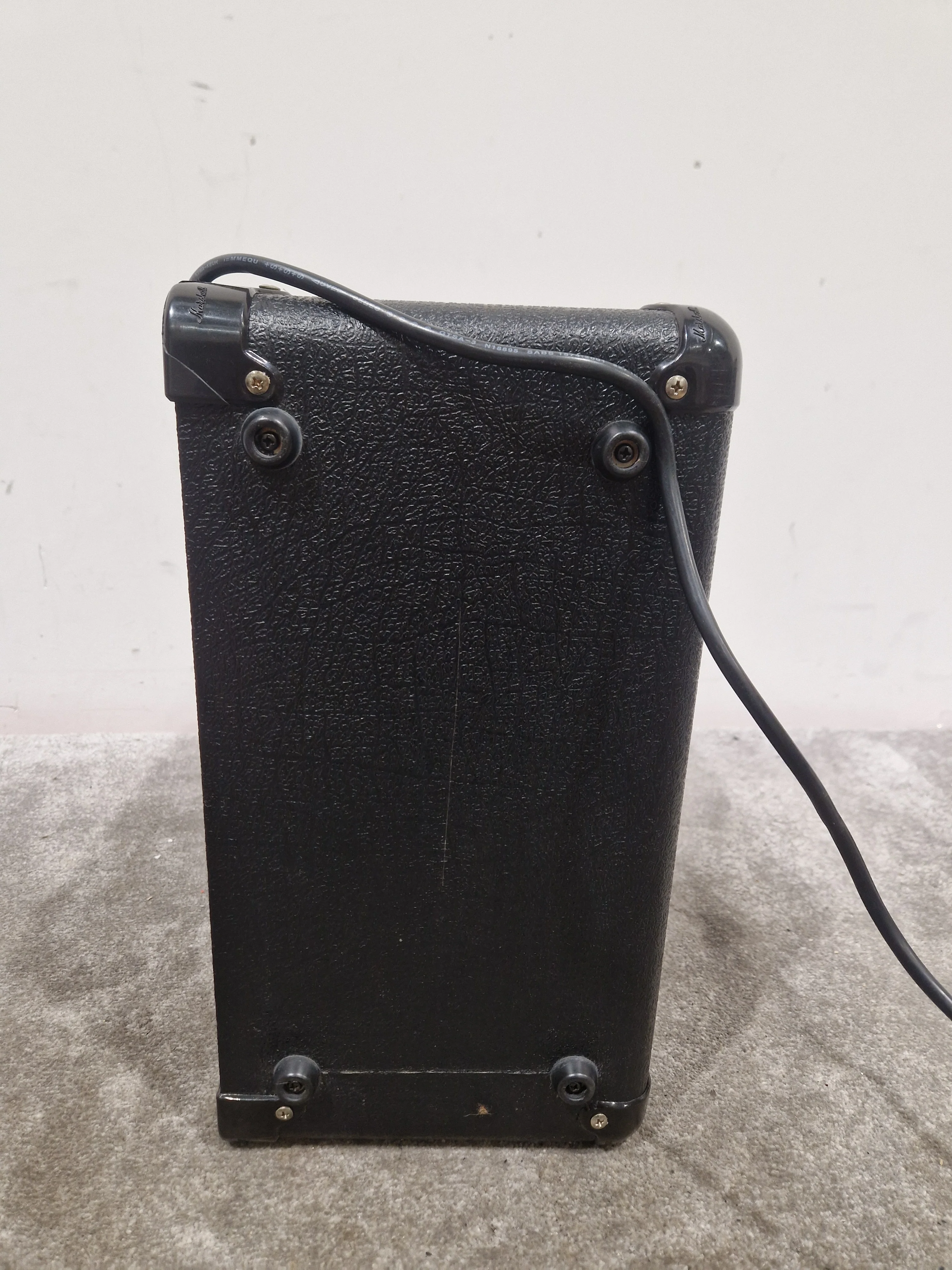 Marshall MG15CD - Guitar Amplifier - Guitar Amplifiers - Good - Image 11