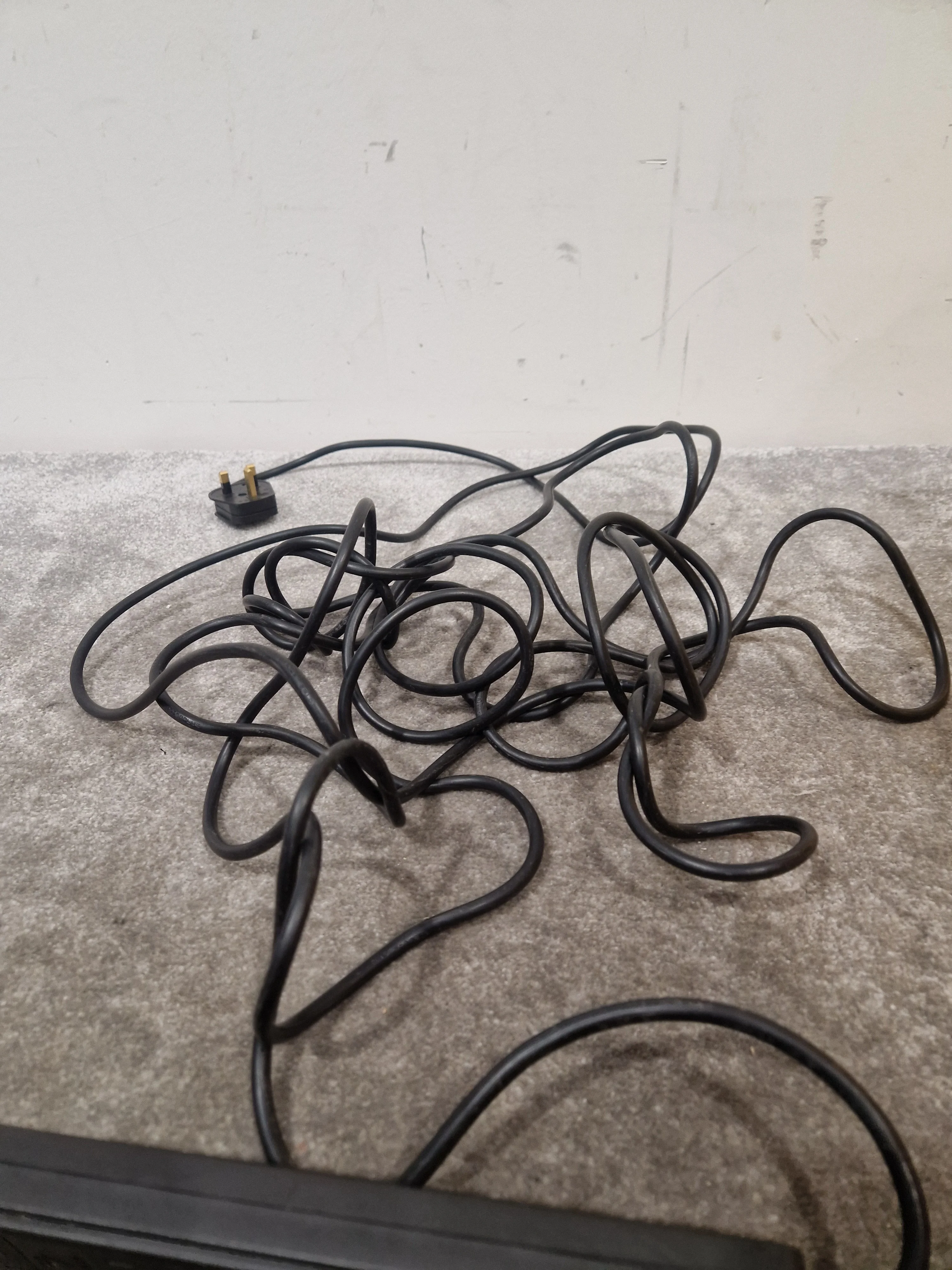 Masterplug 4 Gang Extension Lead 20FT - Heavy Duty Cable - Excellent - Image 7
