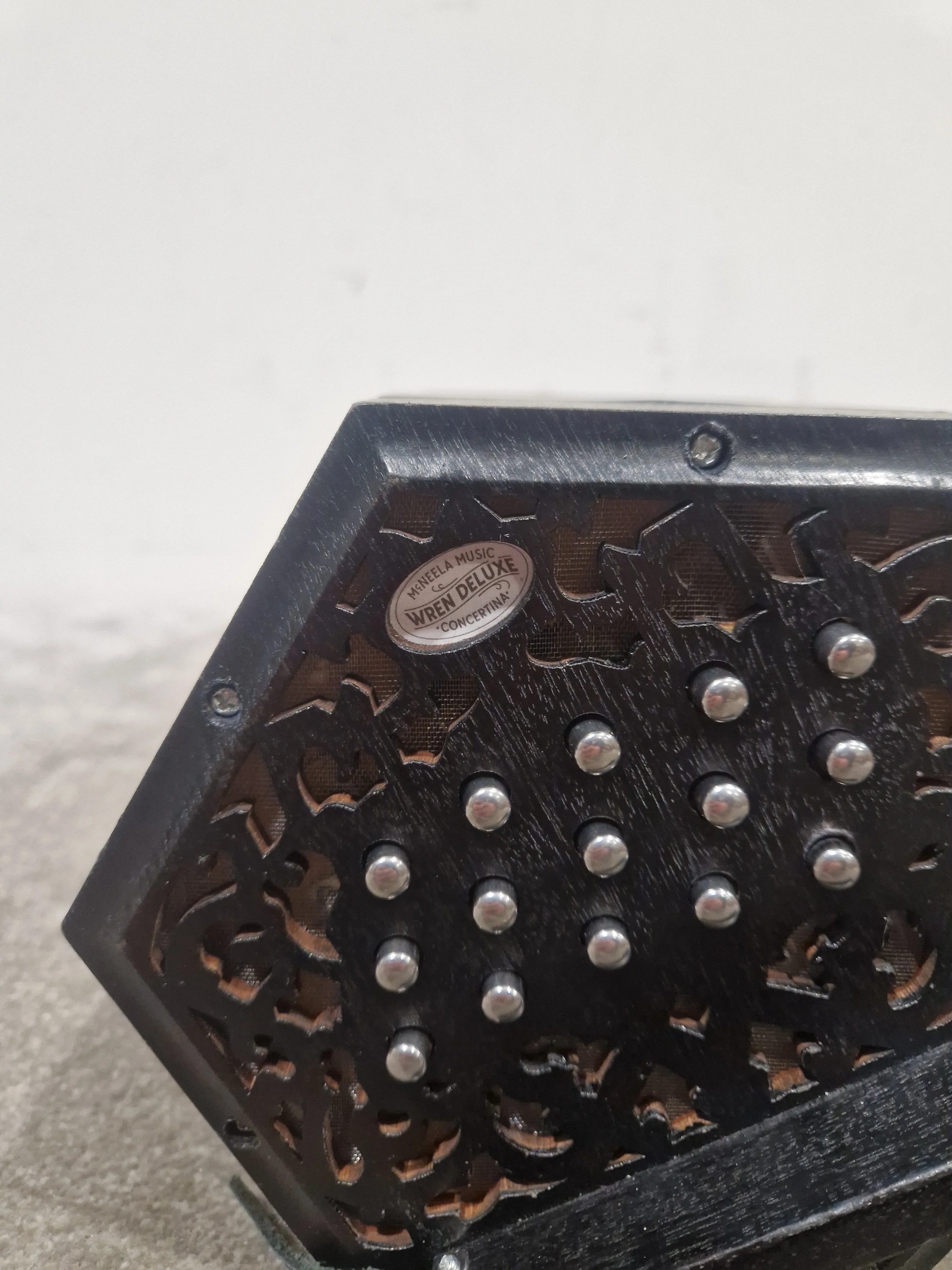 McNeela Wren Deluxe Concertina - Traditional Craftsmanship - Excellent w/ Original Box & Hard Case - Image 11