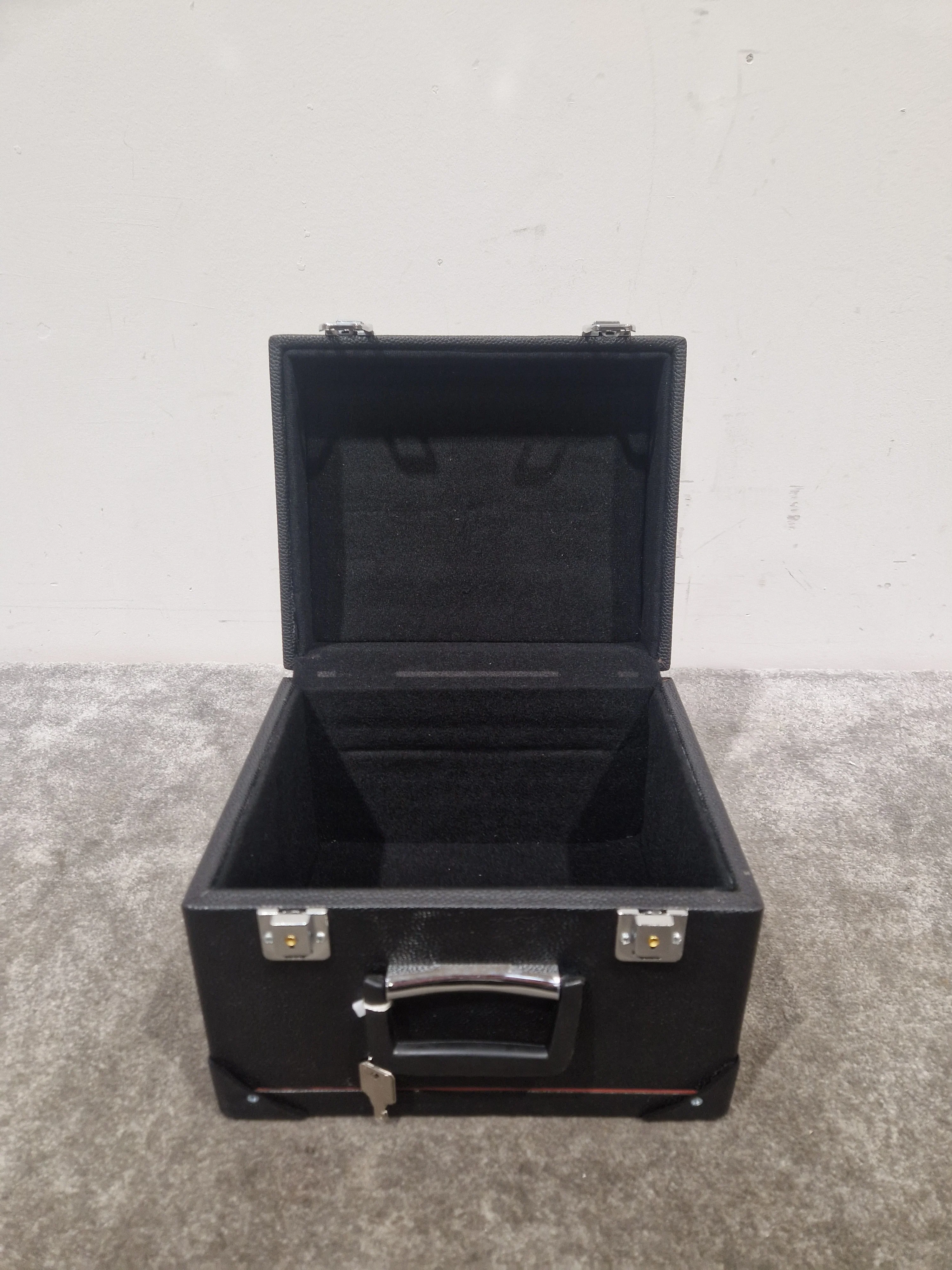 McNeela Wren Deluxe Concertina - Traditional Craftsmanship - Excellent w/ Original Box & Hard Case - Image 7