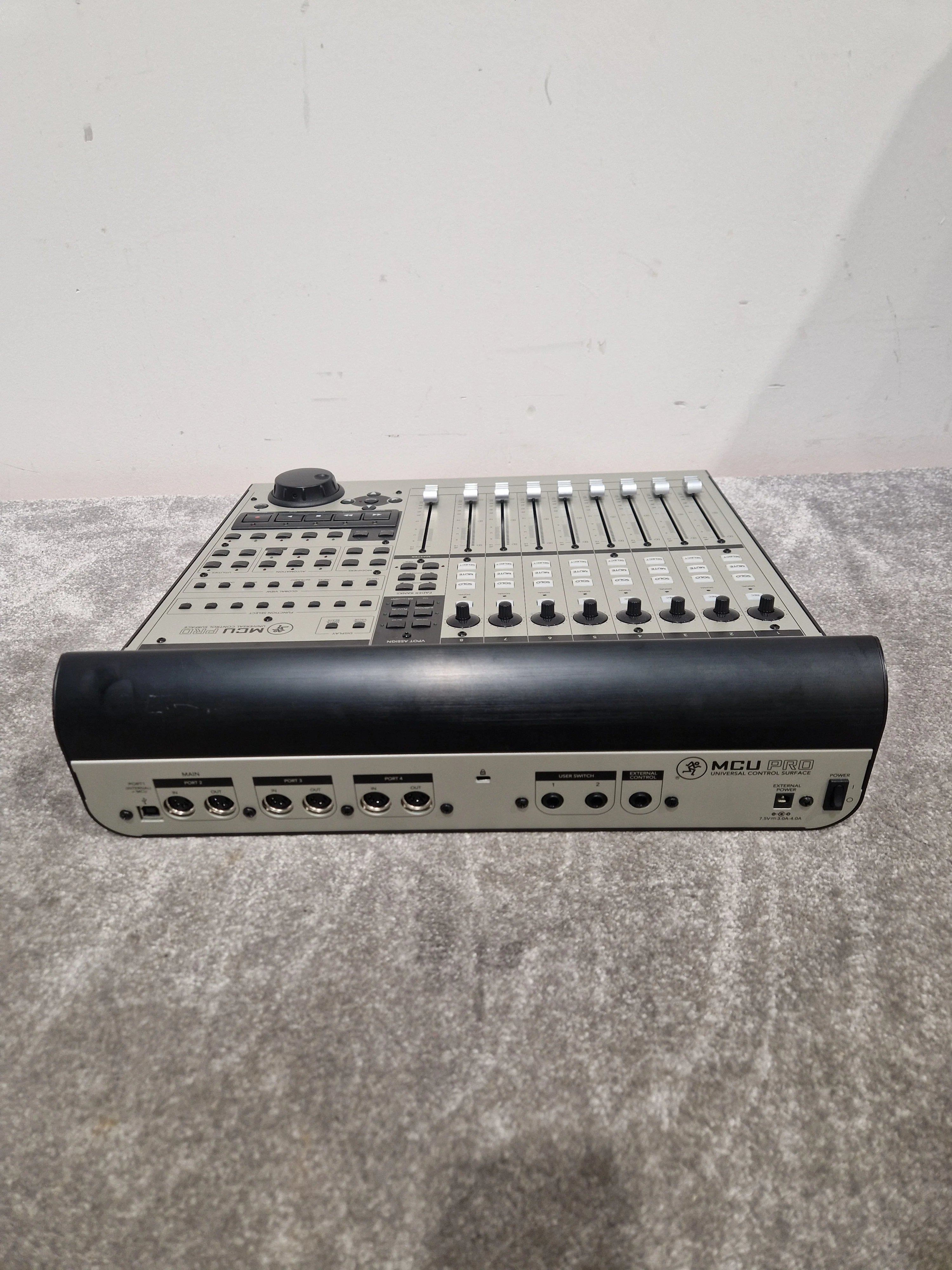 Mackie MCU Pro – 8-Channel DAW Controller – Excellent w/ Box - Image 5