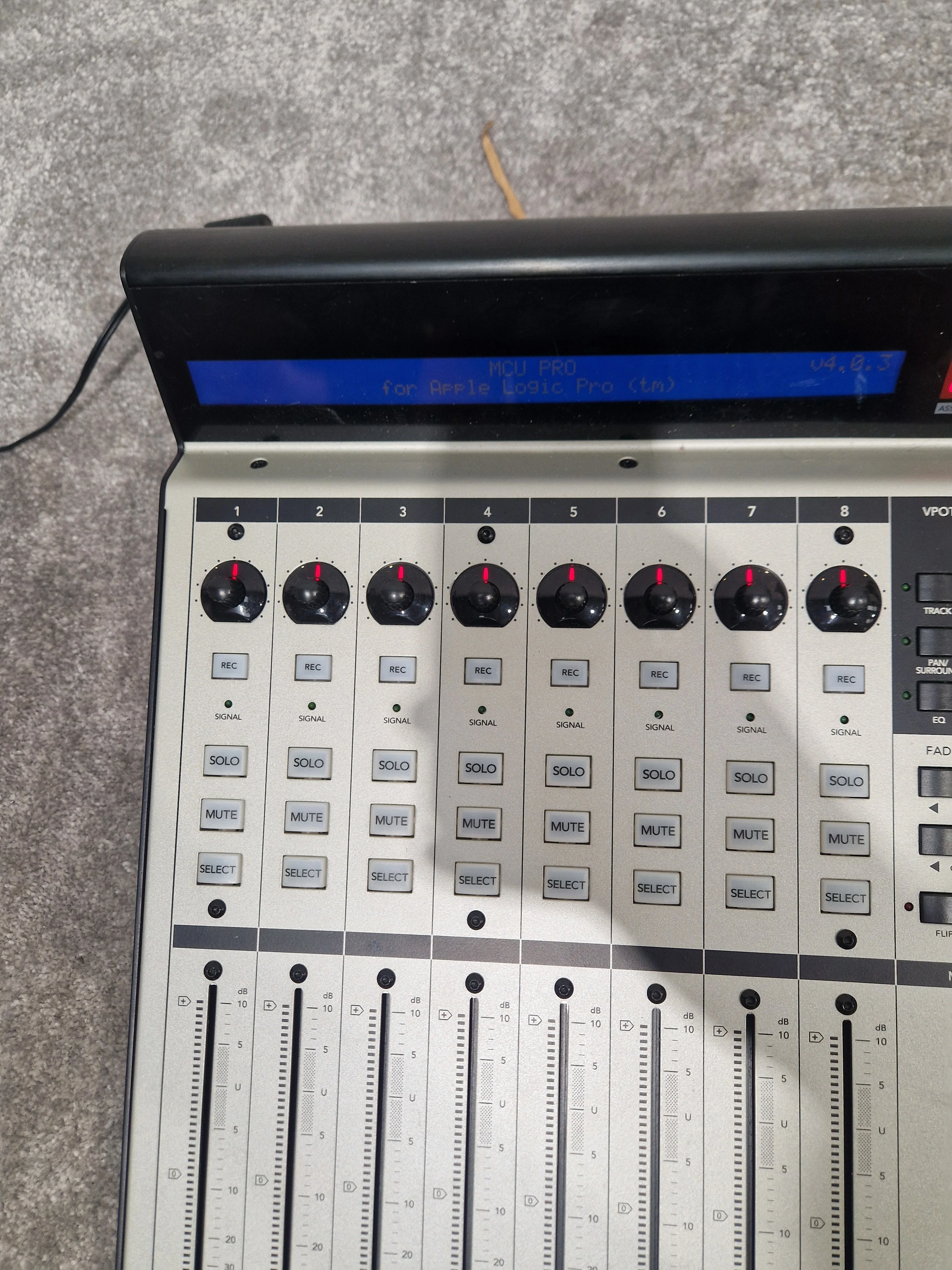 Mackie MCU Pro – 8-Channel DAW Controller – Excellent w/ Box - Image 7