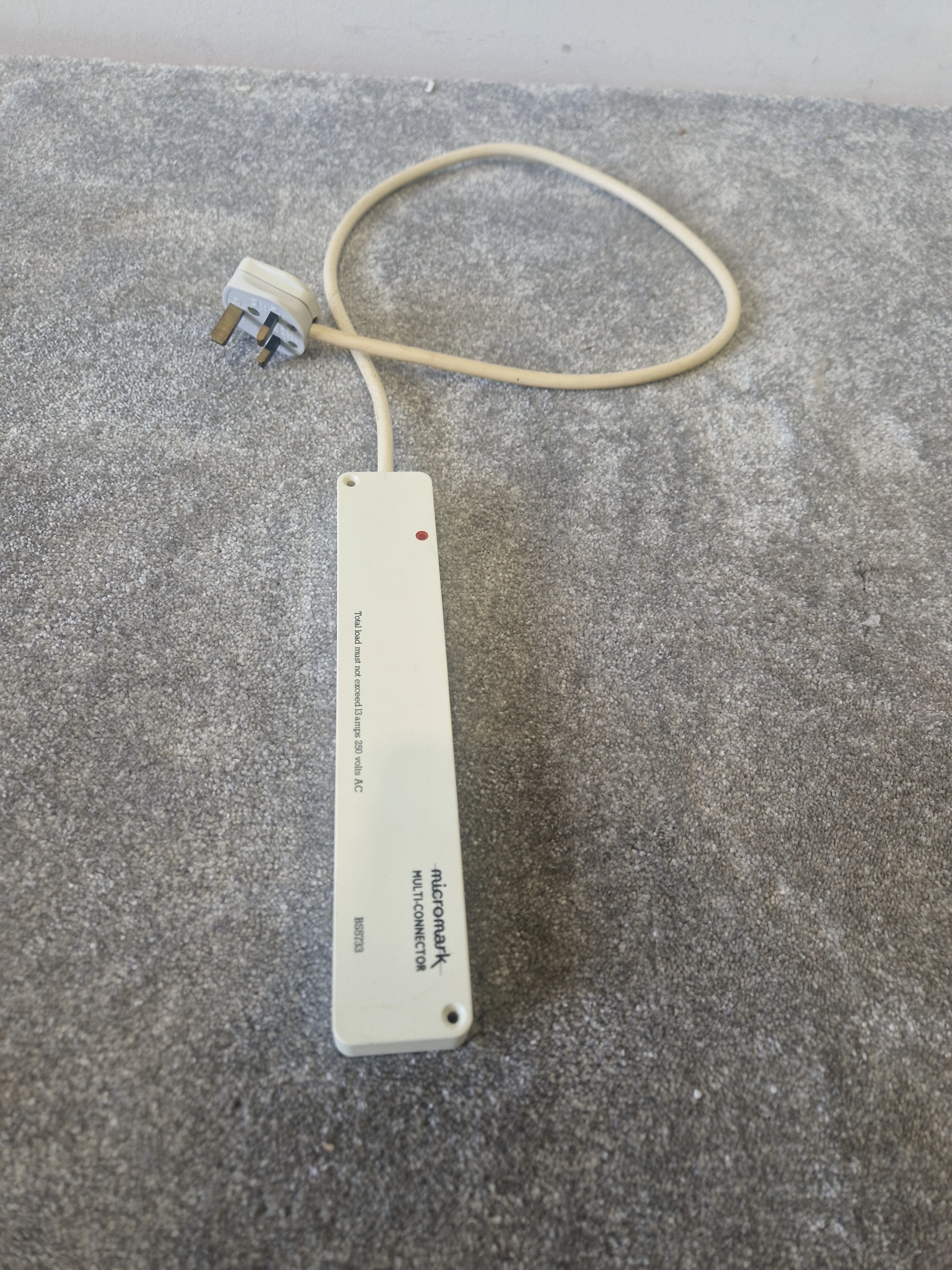 Micromark Multi Connector with 5 Plugs for Vintage HiFi use etc - Good - Image 4