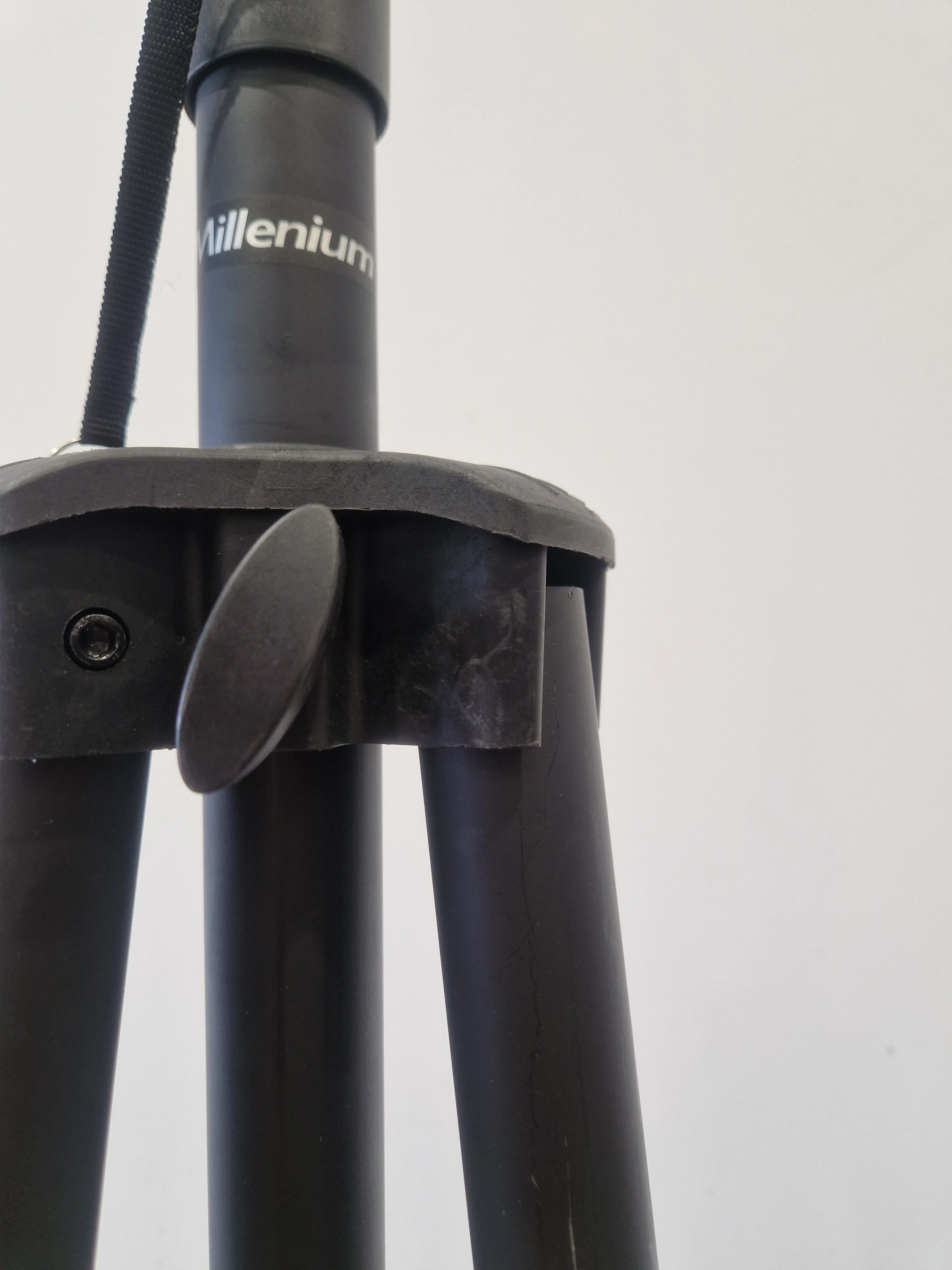 Millennium PA Speaker Stand - Adjustable Height, Durable Construction - Very Good w/ Soft Case - Image 4