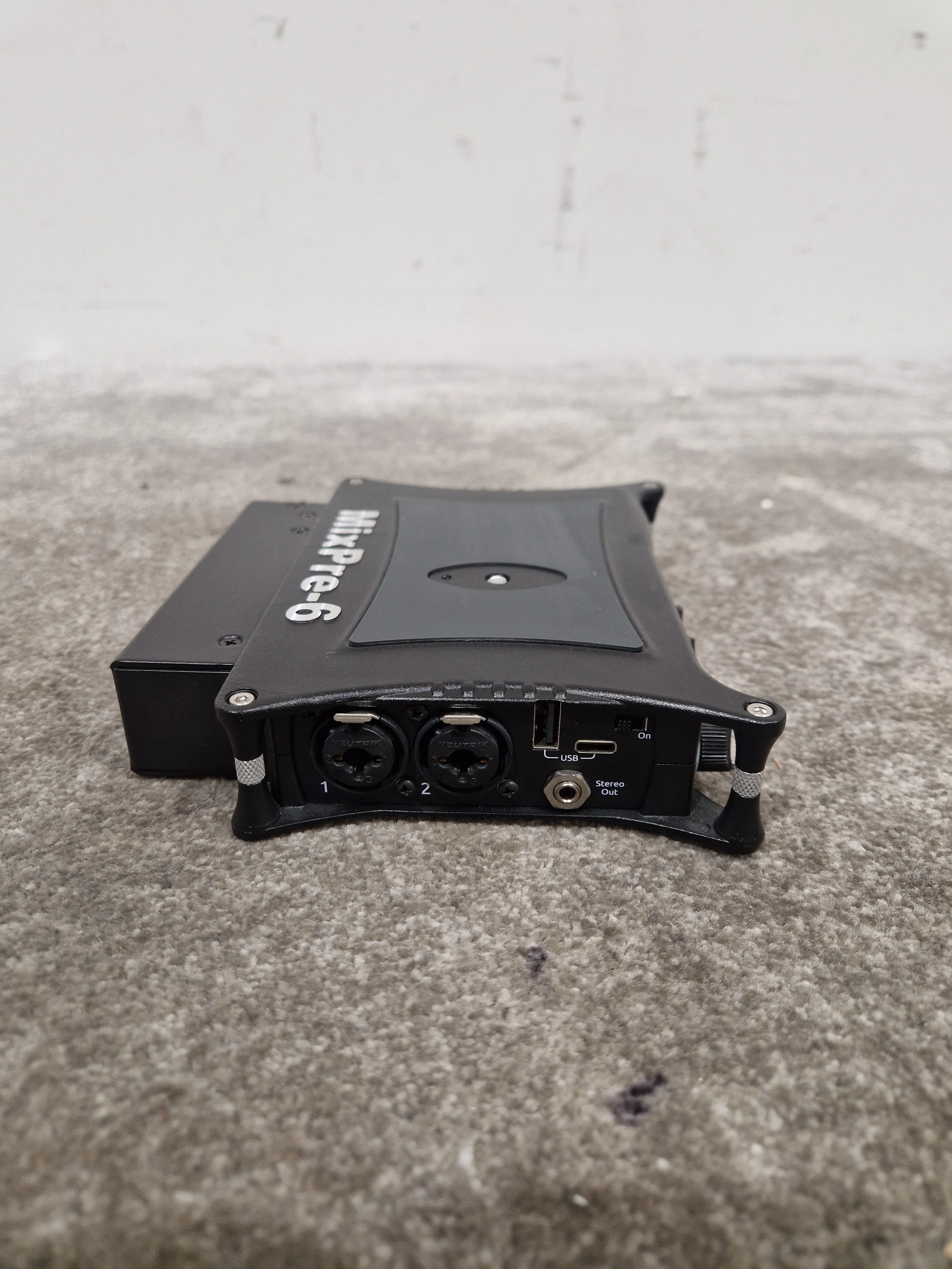 Mixpre-6 Black Audio Interface - Portable Multitrack Recorder - Excellent - Image 8