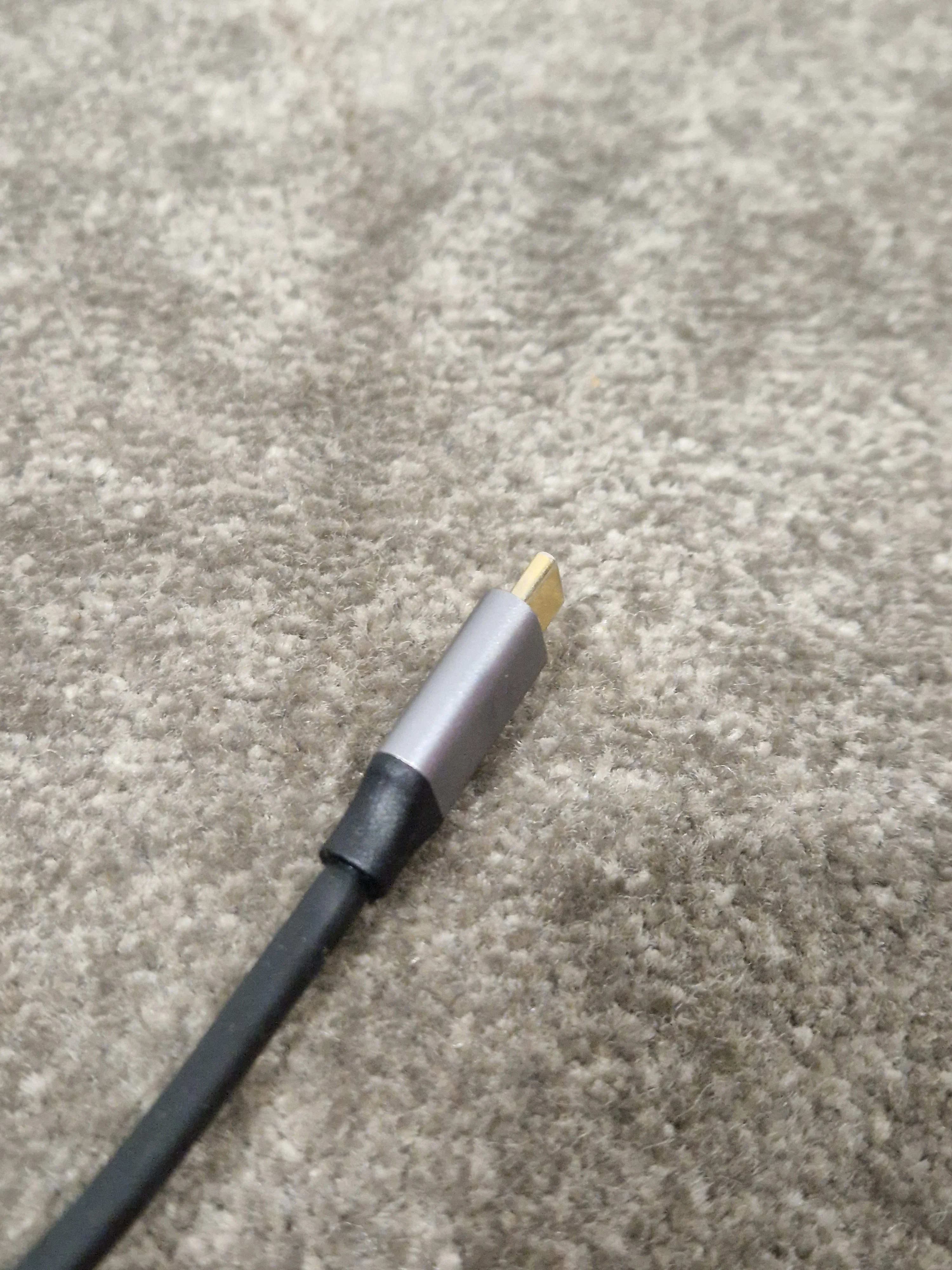 Mokin USB C Adapter to HDMI - Good - Image 4