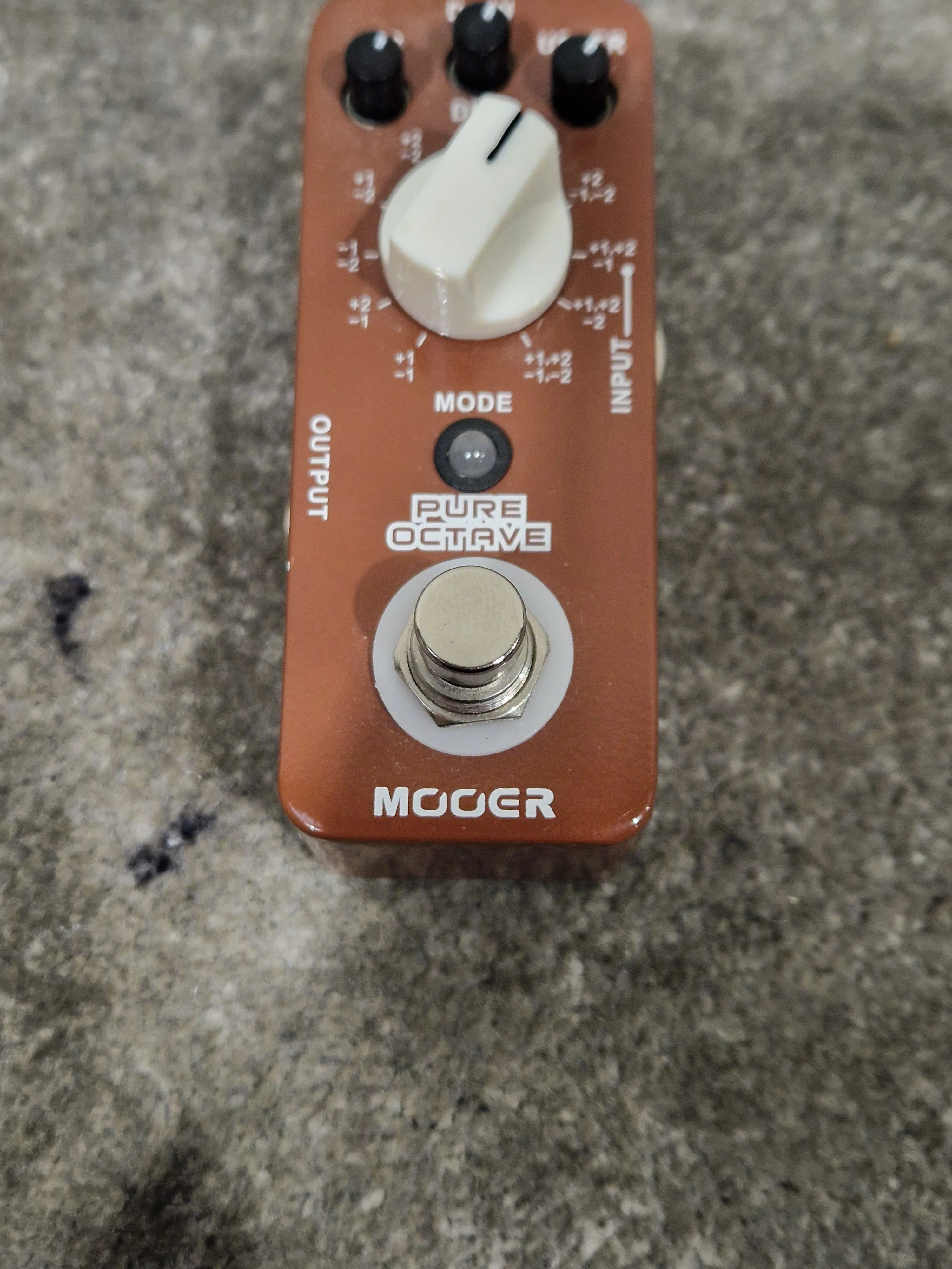 Mooer Pure Octive - Compact Polyphonic Pitch Pedal - Excellent - Image 2