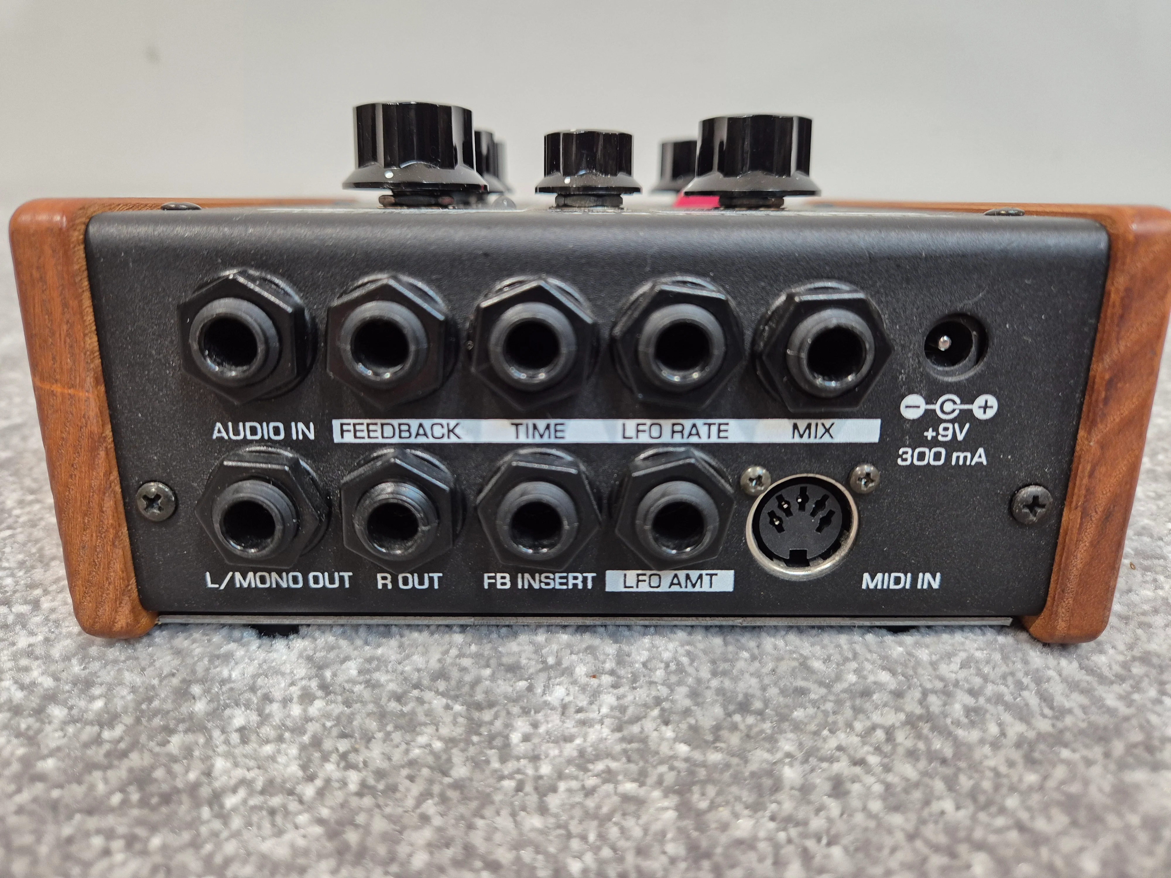 Moog Moogerfooger MF-108M Cluster Flux - Modulation and Effects Pedal - Image 6