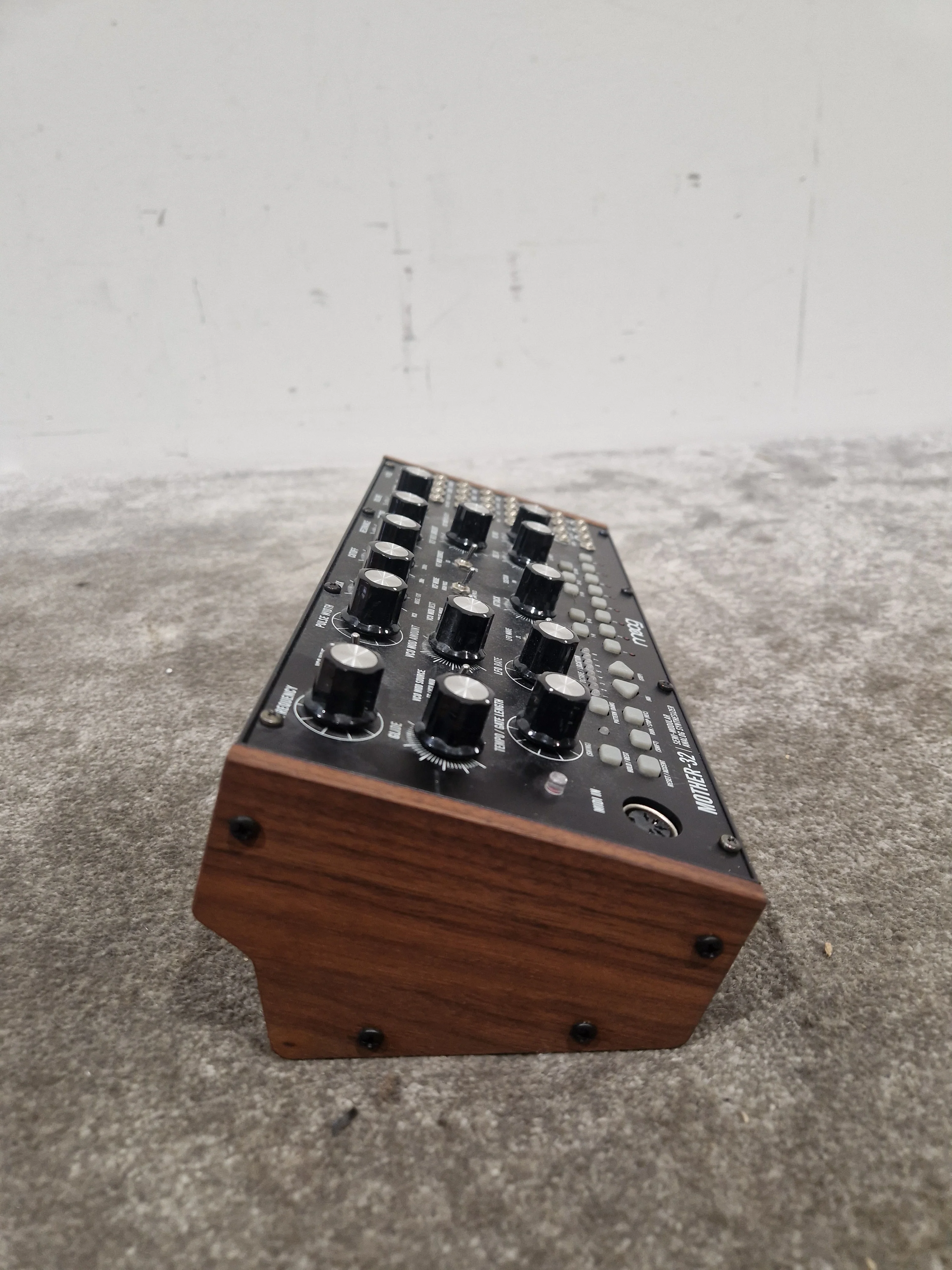 Moog Mother-32 Synthesizer - Semi-Modular Analog - Excellent - Image 3
