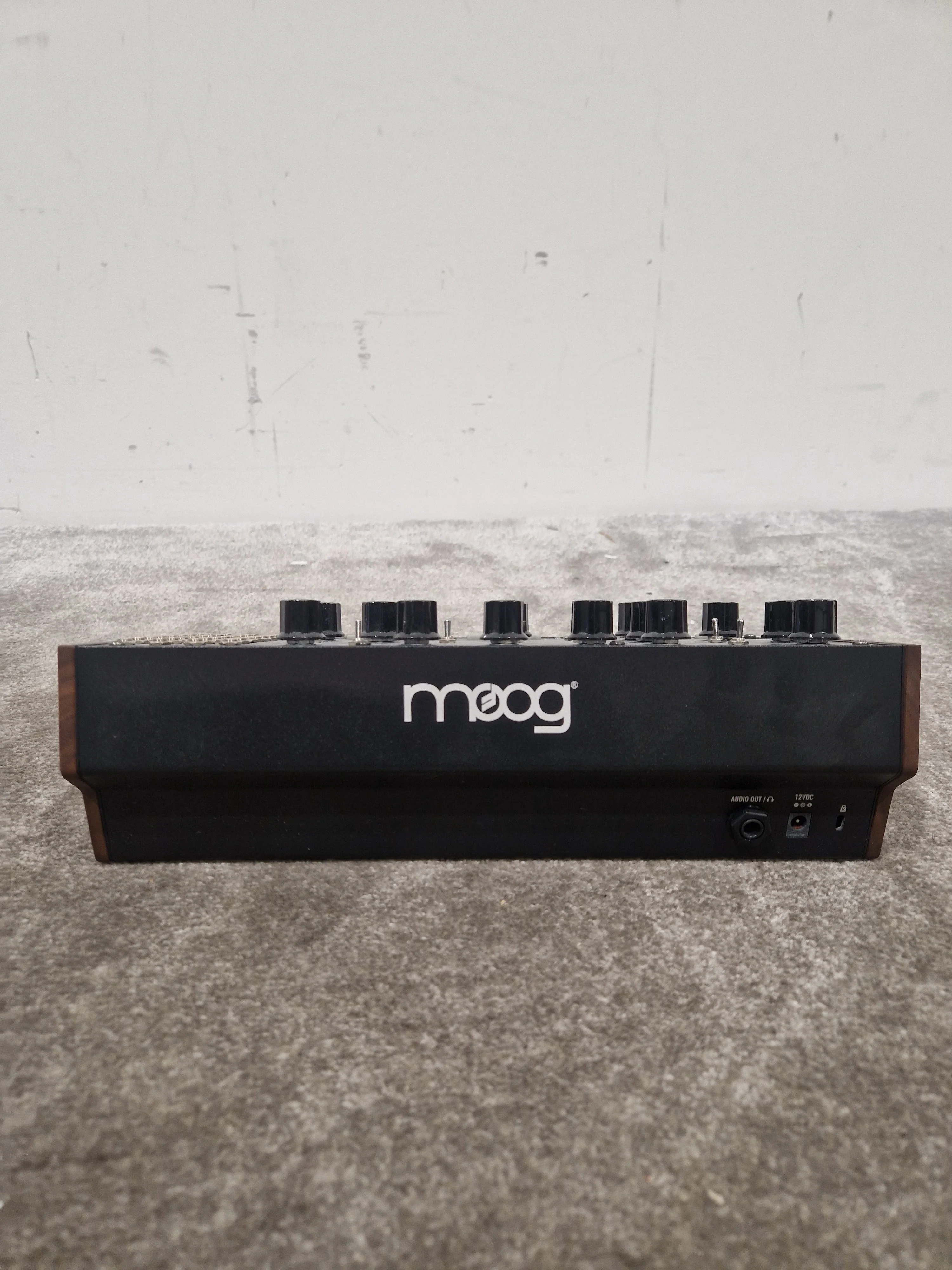 Moog Mother-32 Synthesizer - Semi-Modular Analog - Excellent - Image 4