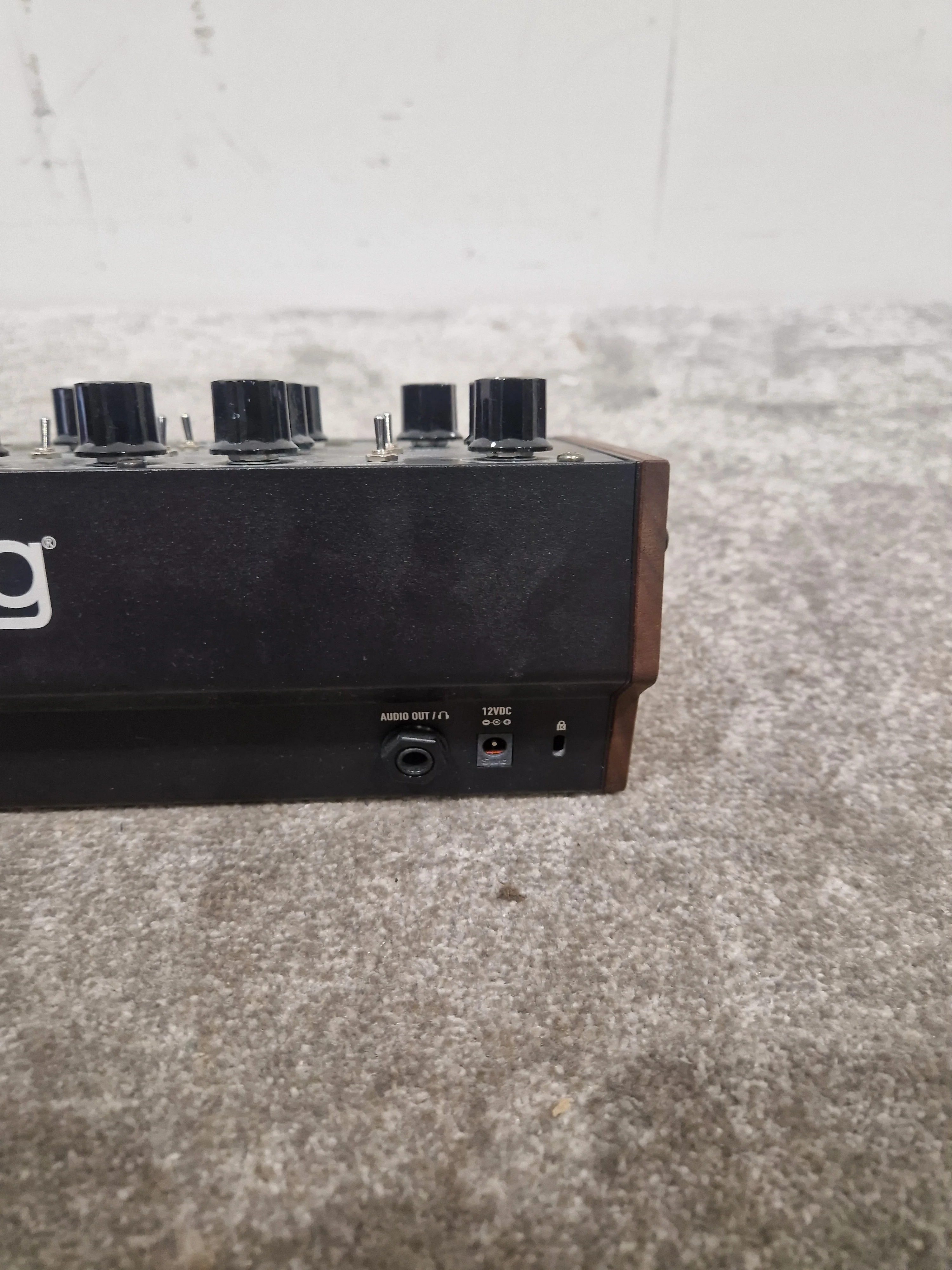 Moog Mother-32 Synthesizer - Semi-Modular Analog - Excellent - Image 8