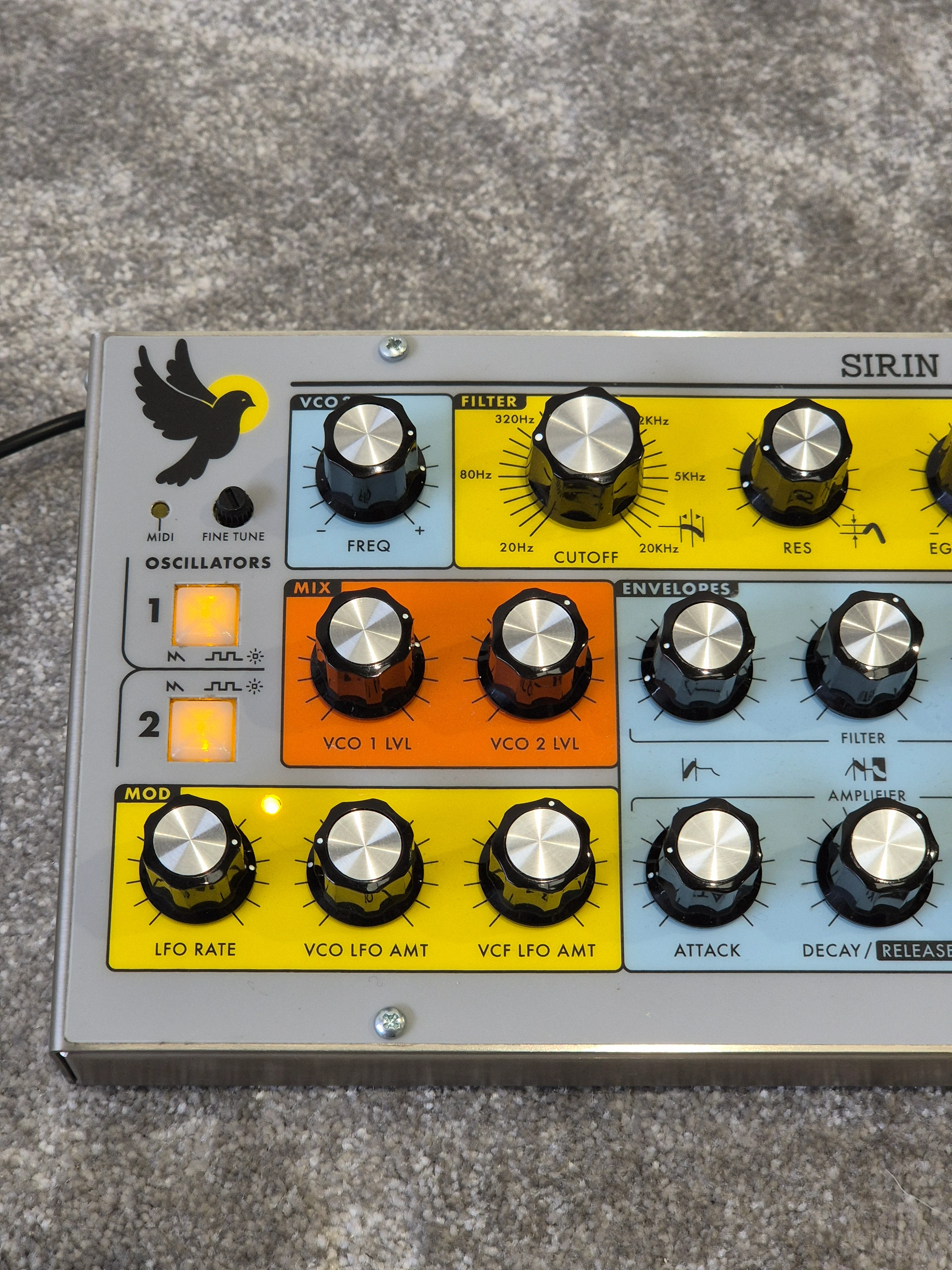 Moog Sirin – Limited Edition Analog Synthesizer Module – Excellent w/ Power Supply, Manuals & Decksaver - Image 2