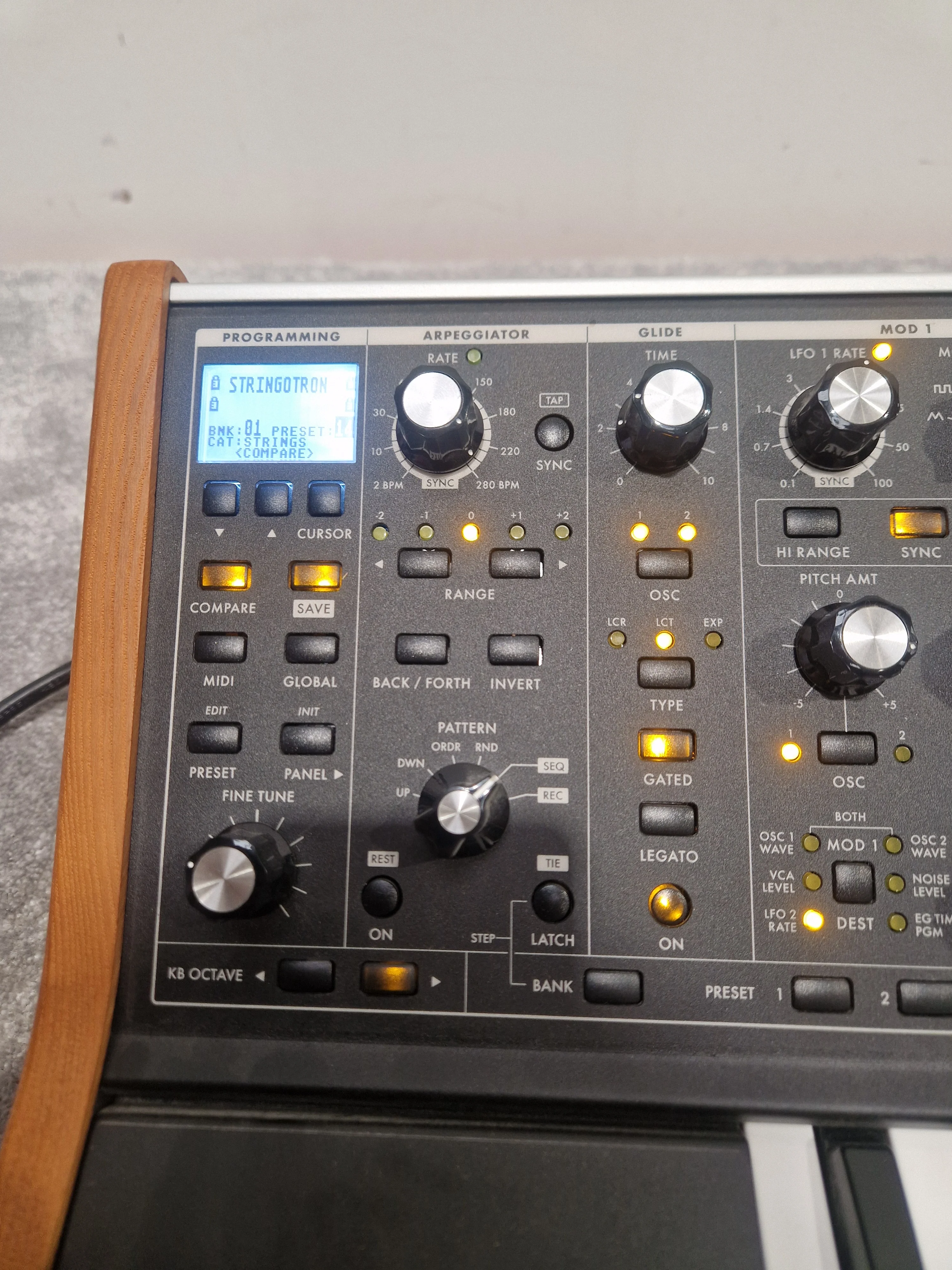 Moog Subsequent 37 Keyboard - Paraphonic Synthesizer, 37-Key - Excellent w/ Original Box & Power Supply & Manuals - Image 11