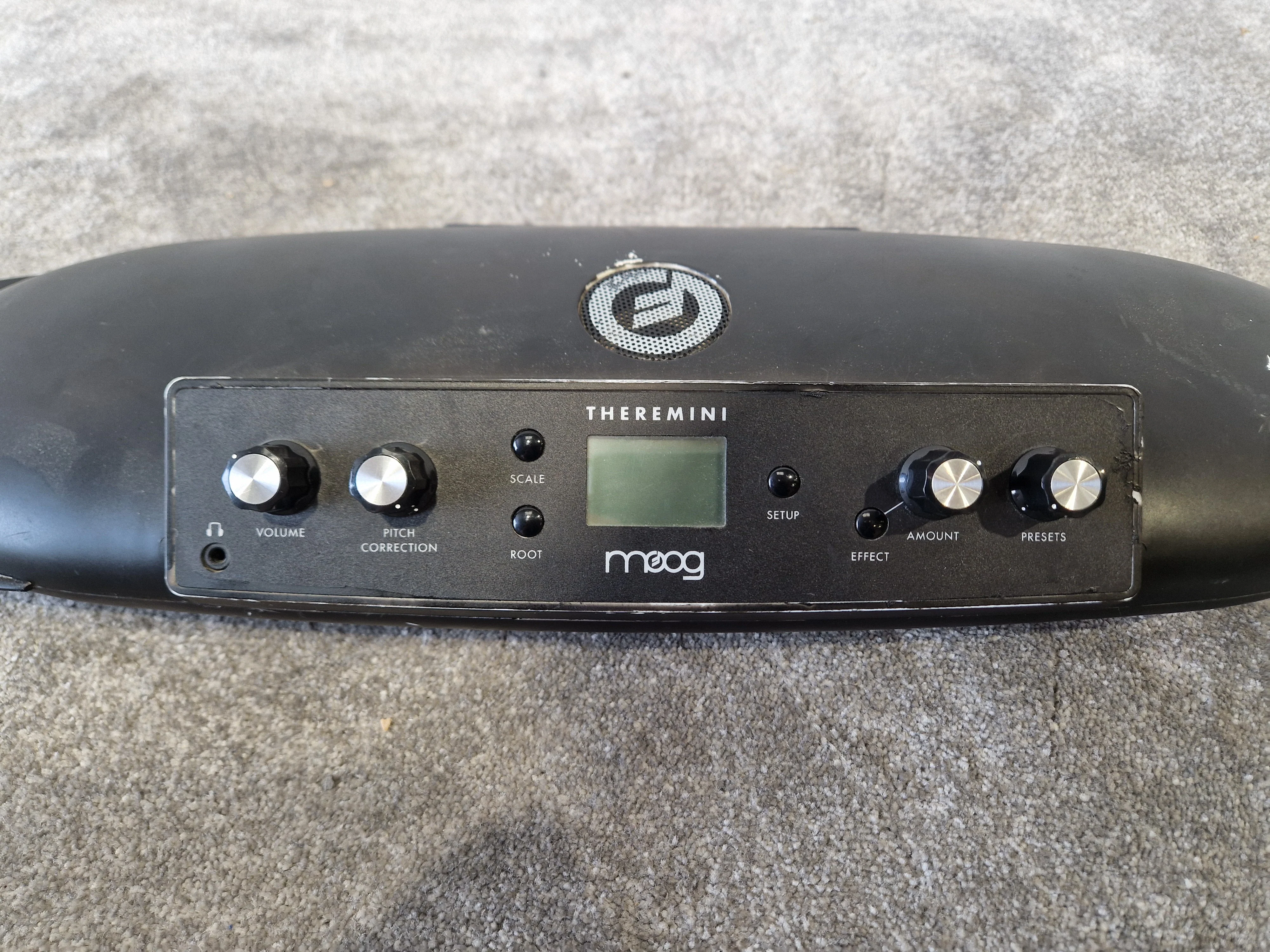 Moog Theremini Theremin - Expressive Gesture Control, Built-in Presets - Good w/ Power Supply - Image 10