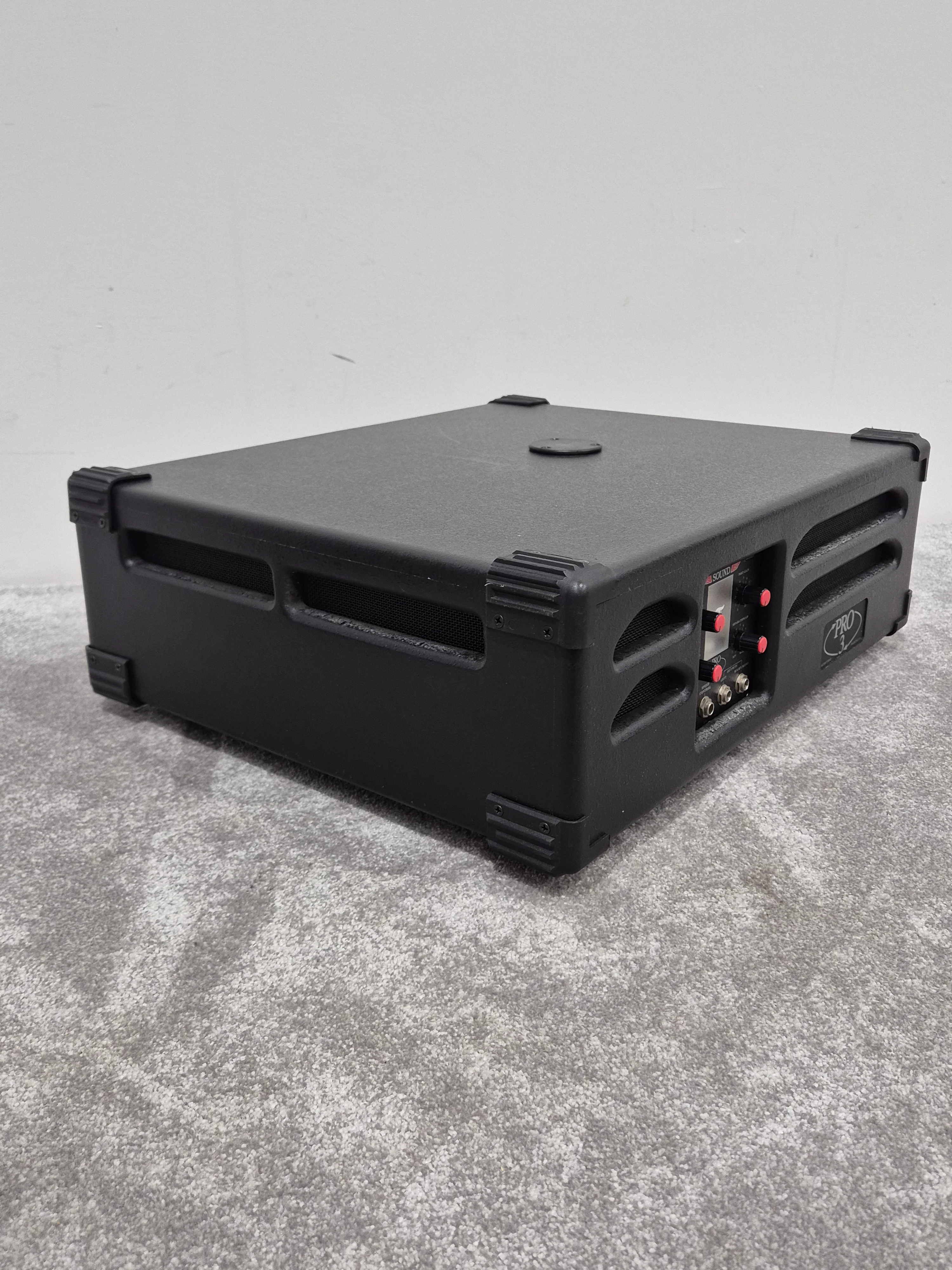 Motion Sound Pro-3 - Portable Leslie Simulator w/ Pro 3 Footswitch and Step Down Converter (US) - Image 3
