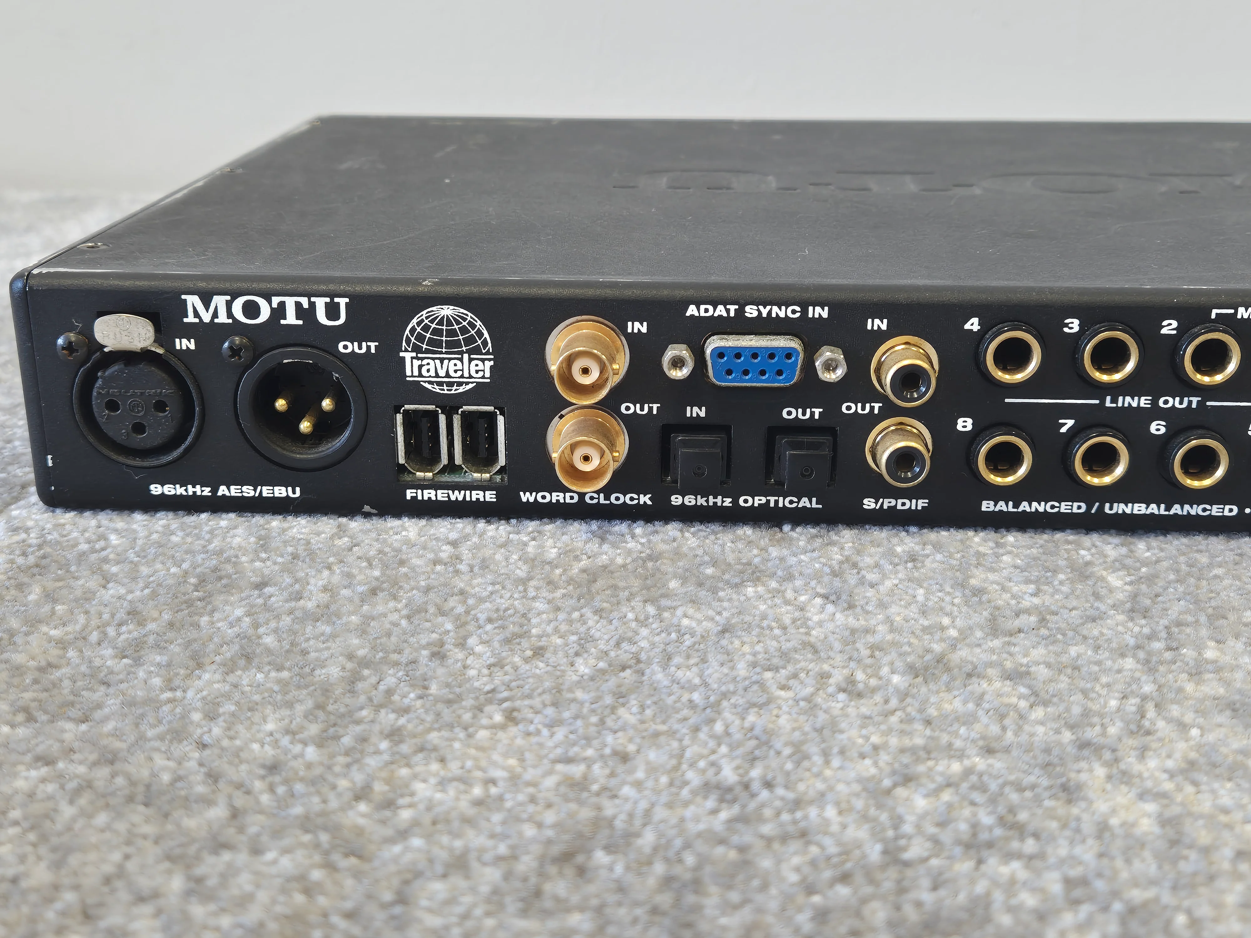 Motu Traveler MK1 24-BIT Digital Audio Workstation - FireWire Interface - Good - Image 6