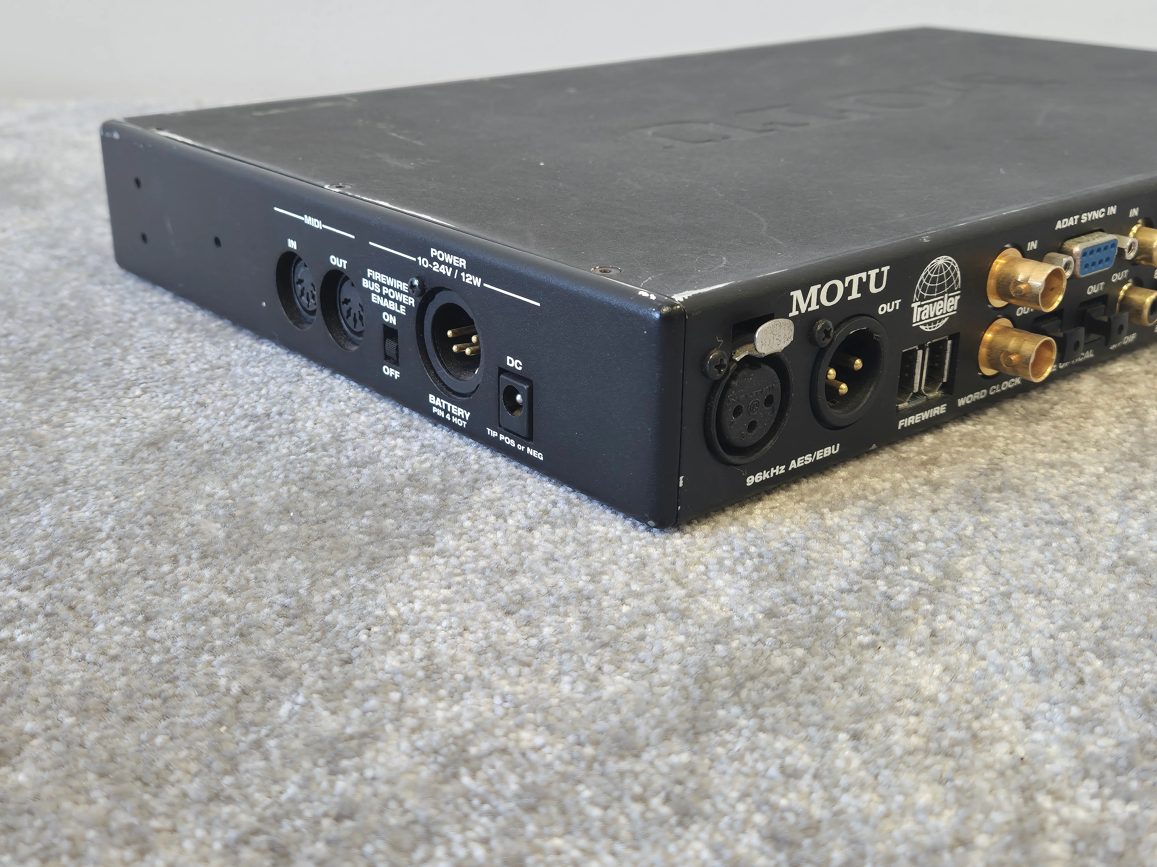 Motu Traveler MK1 24-BIT Digital Audio Workstation - FireWire Interface - Good - Image 8