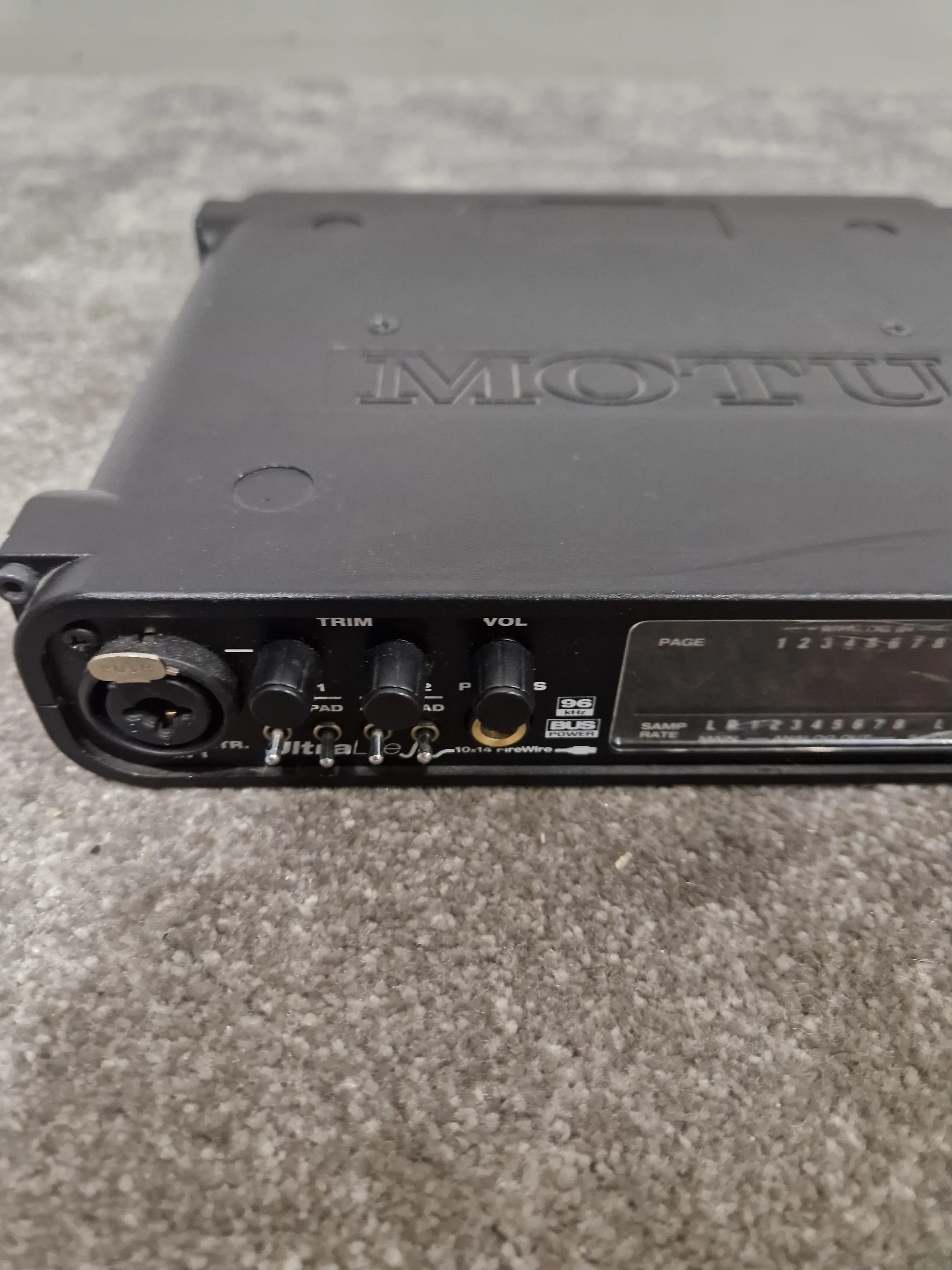 MOTU UltraLite - Audio Interface - Black - Excellent - Image 2