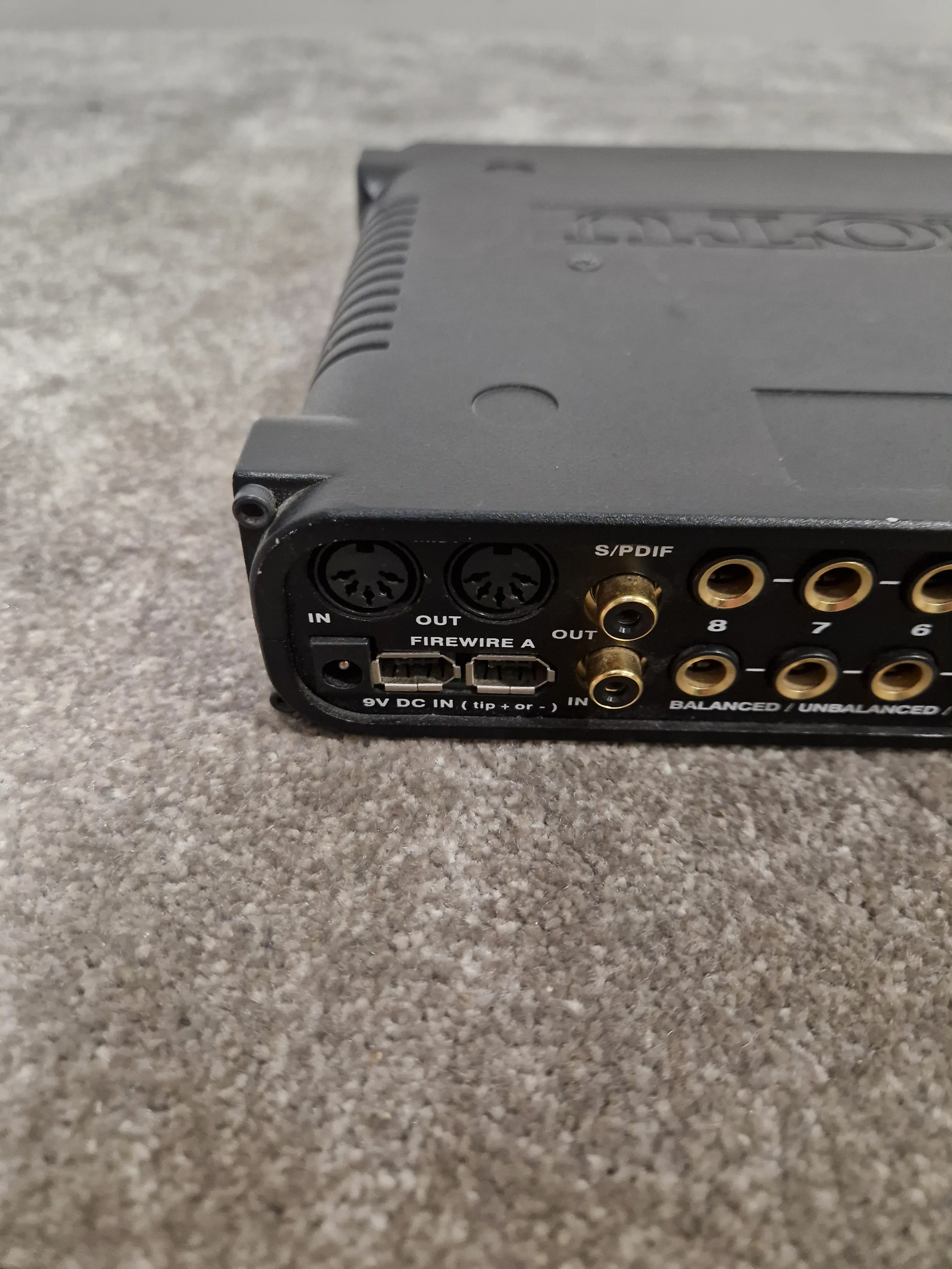 MOTU UltraLite - Audio Interface - Black - Excellent - Image 9