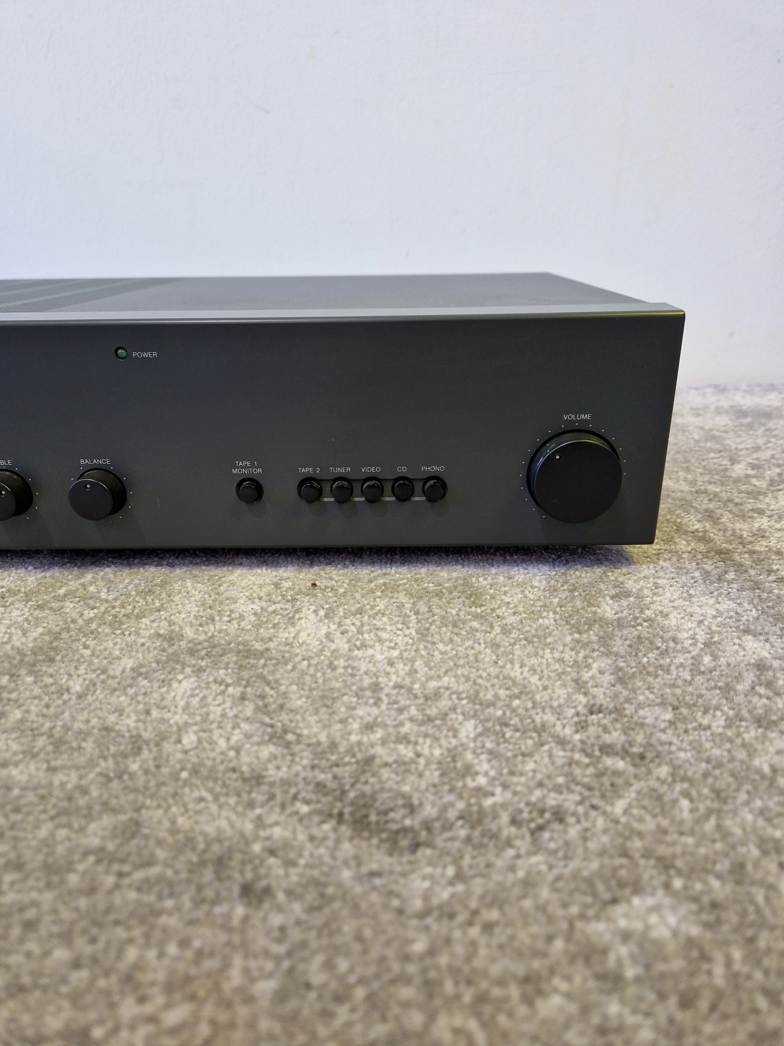 NAD 302 Stereo Integrated Amplifier – 25W Per Channel, Phono Stage, Tone Defeat – Very Good - Image 4