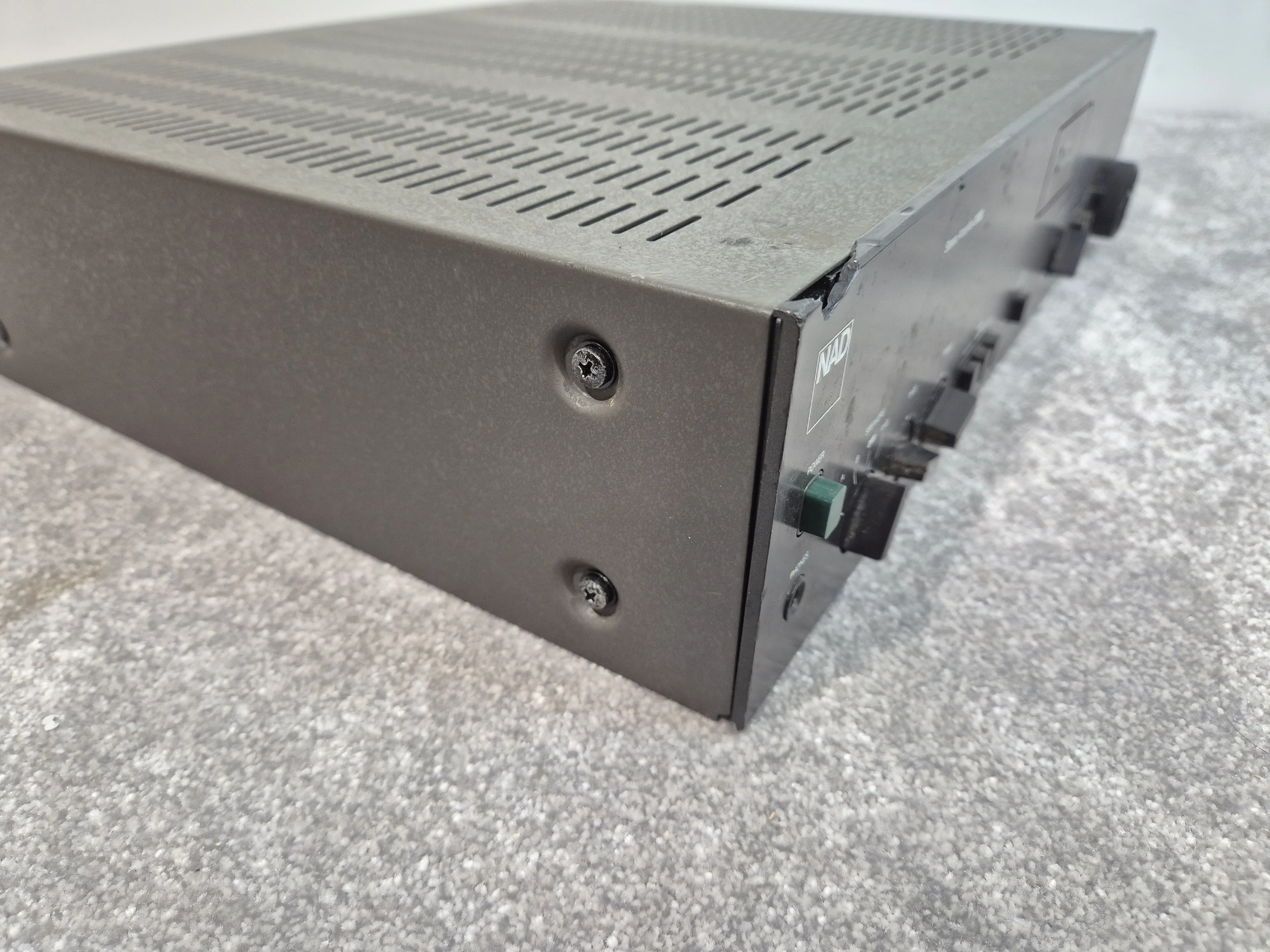 NAD 3130 Amplifier - Stereo Integrated Amplifier - 30-watts Per Channel (Fair Condition) - Image 4