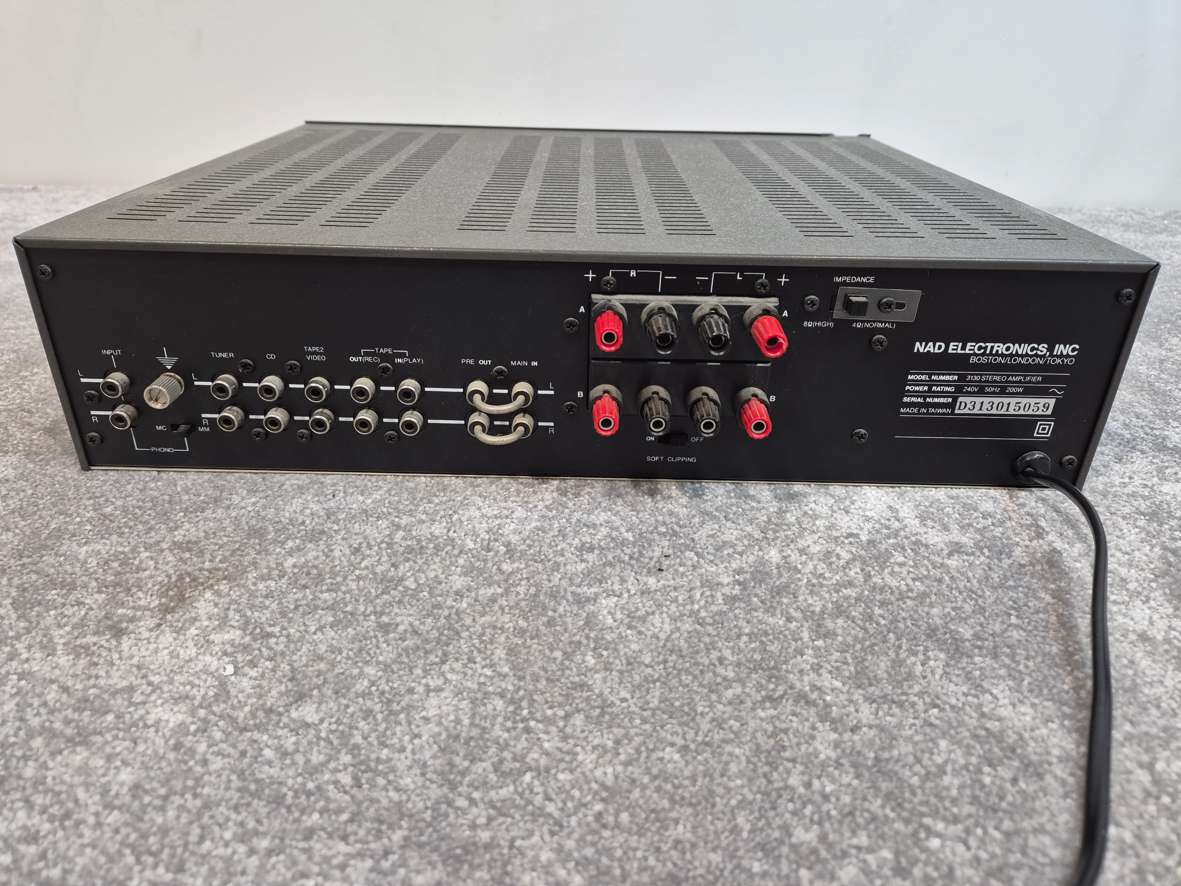 NAD 3130 Amplifier - Stereo Integrated Amplifier - 30-watts Per Channel (Fair Condition) - Image 7
