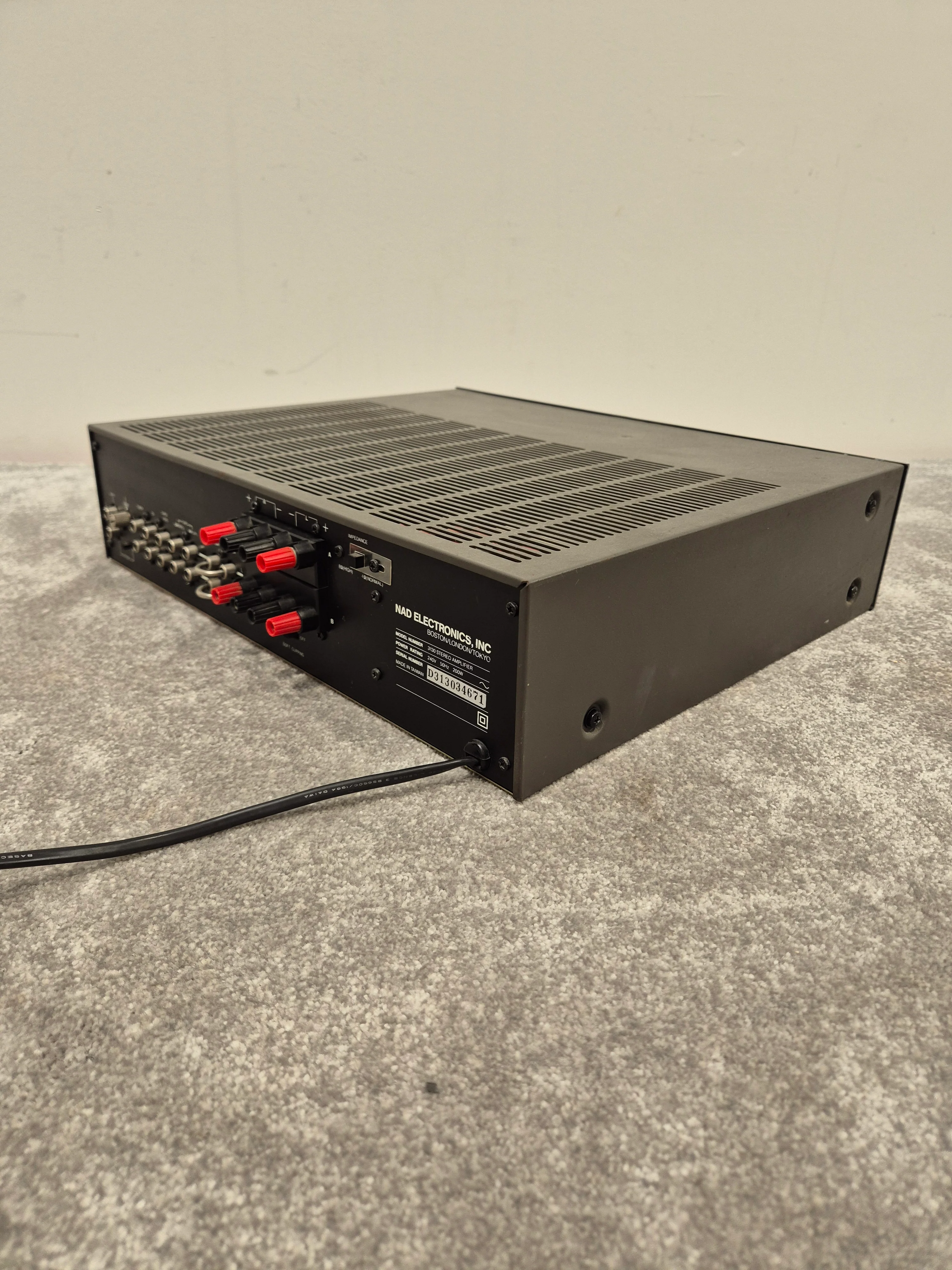 NAD 3130 Amplifier - Stereo Integrated Amplifier - 30-watts Per Channel - Image 6