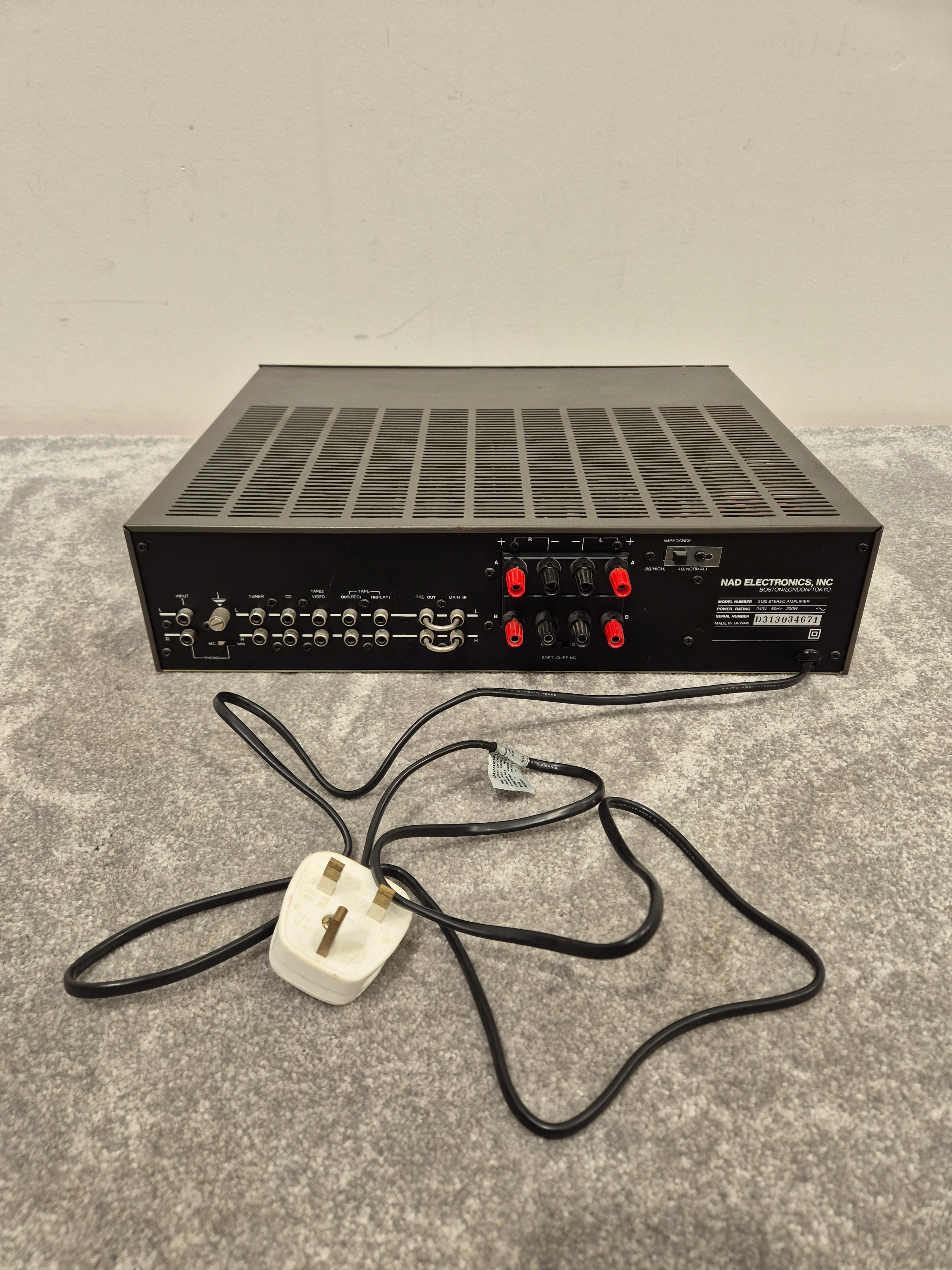 NAD 3130 Amplifier - Stereo Integrated Amplifier - 30-watts Per Channel - Image 7