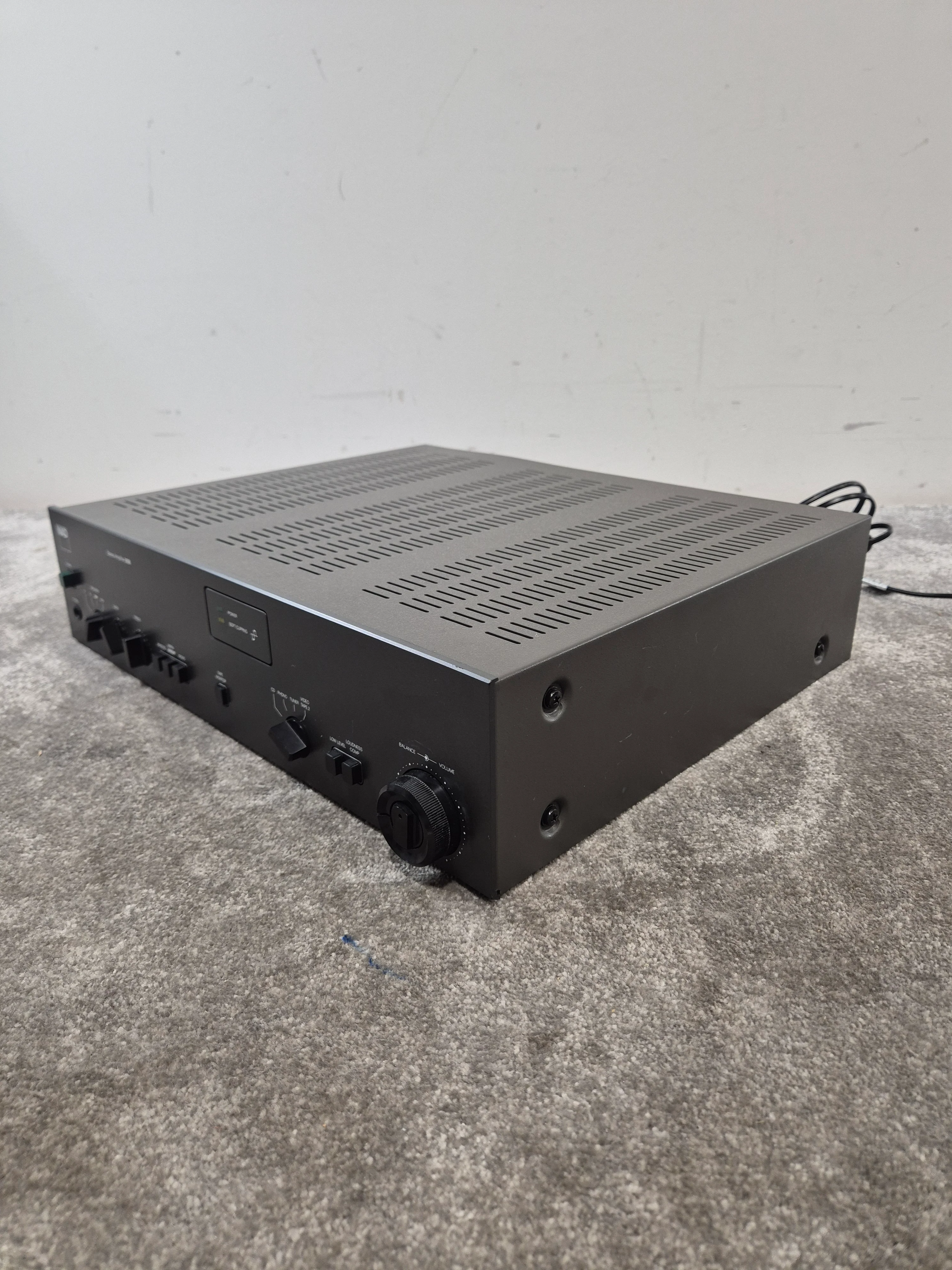 NAD 3130 - Integrated Stereo Amplifier - Excellent w/ Power Supply - Image 12