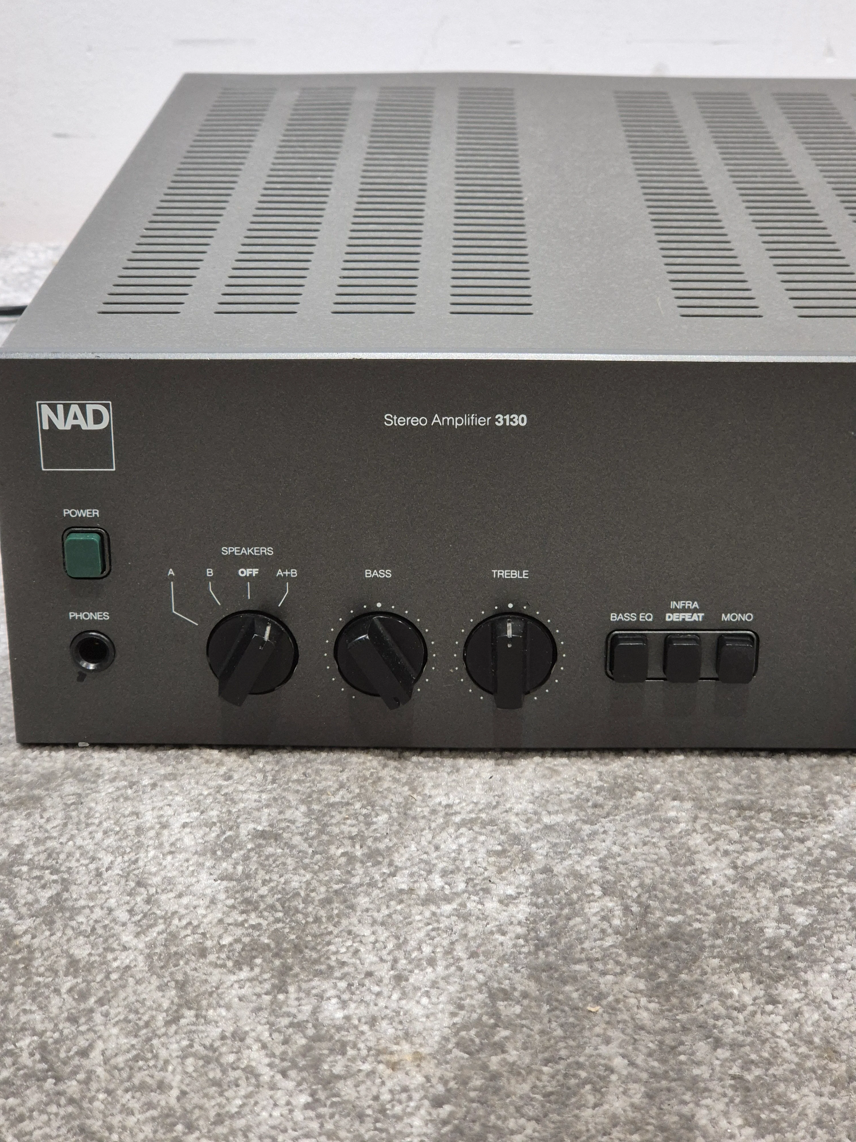 NAD 3130 - Integrated Stereo Amplifier - Excellent w/ Power Supply - Image 2