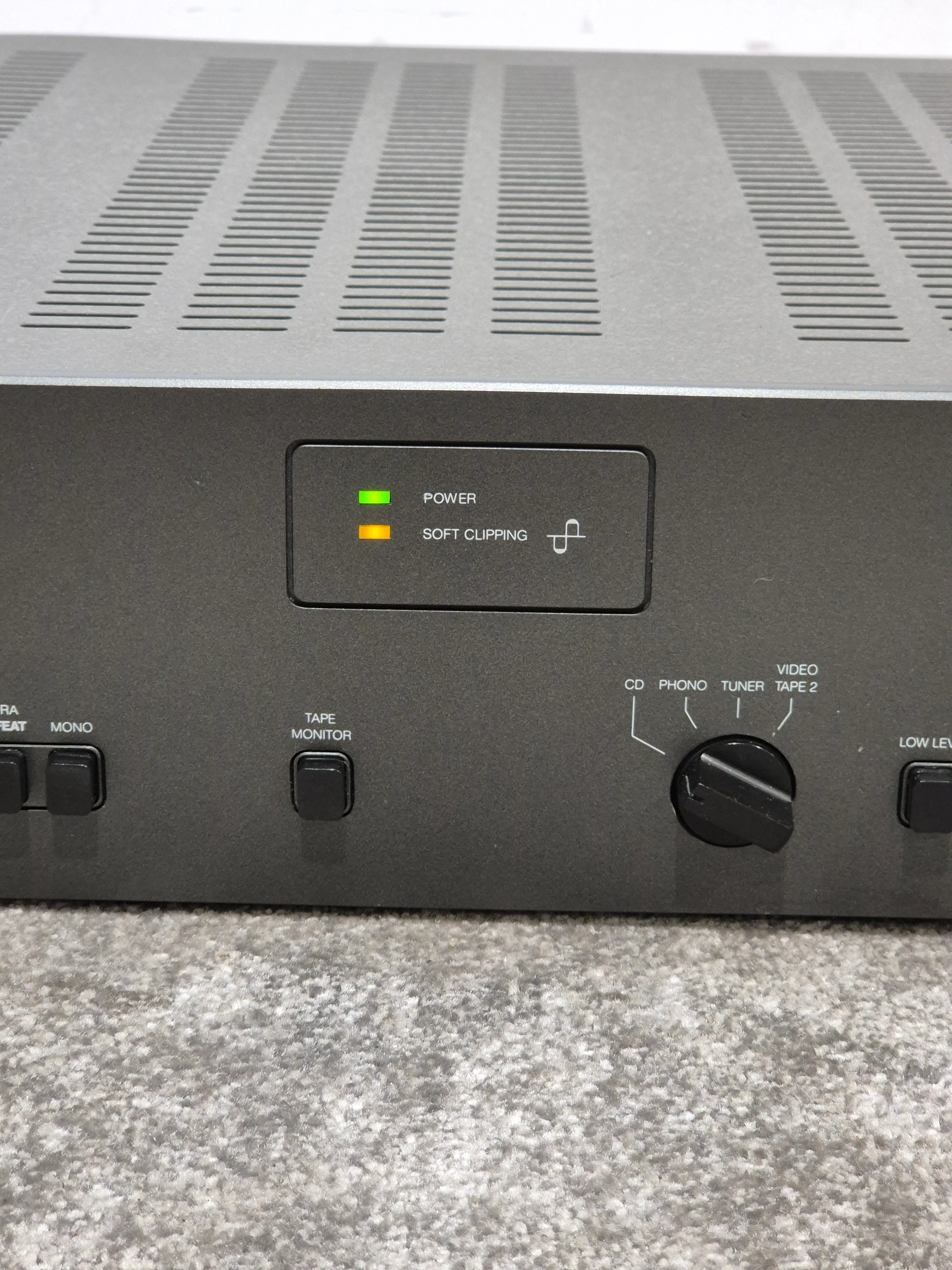 NAD 3130 - Integrated Stereo Amplifier - Excellent w/ Power Supply - Image 3