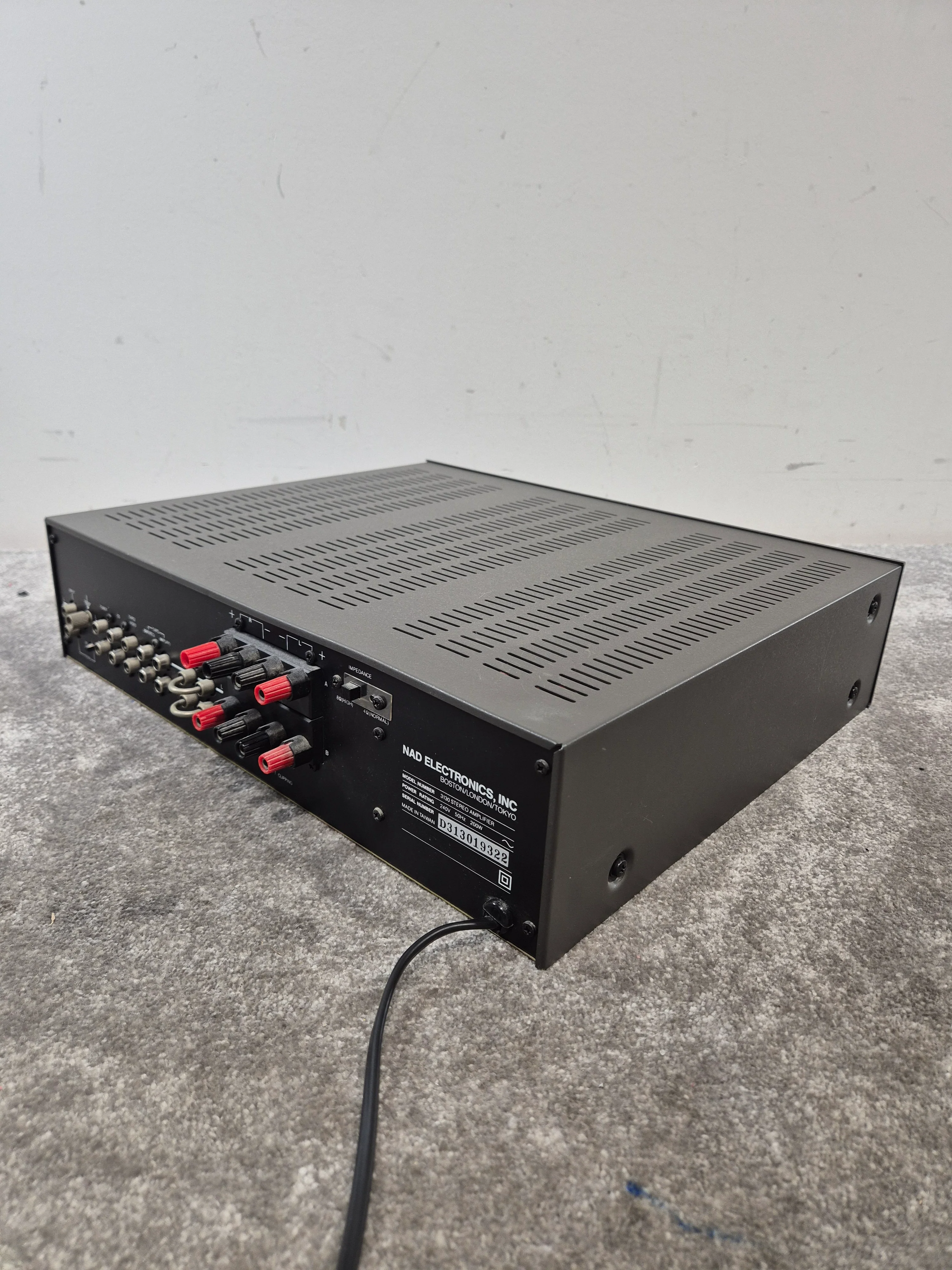NAD 3130 - Integrated Stereo Amplifier - Excellent w/ Power Supply - Image 7