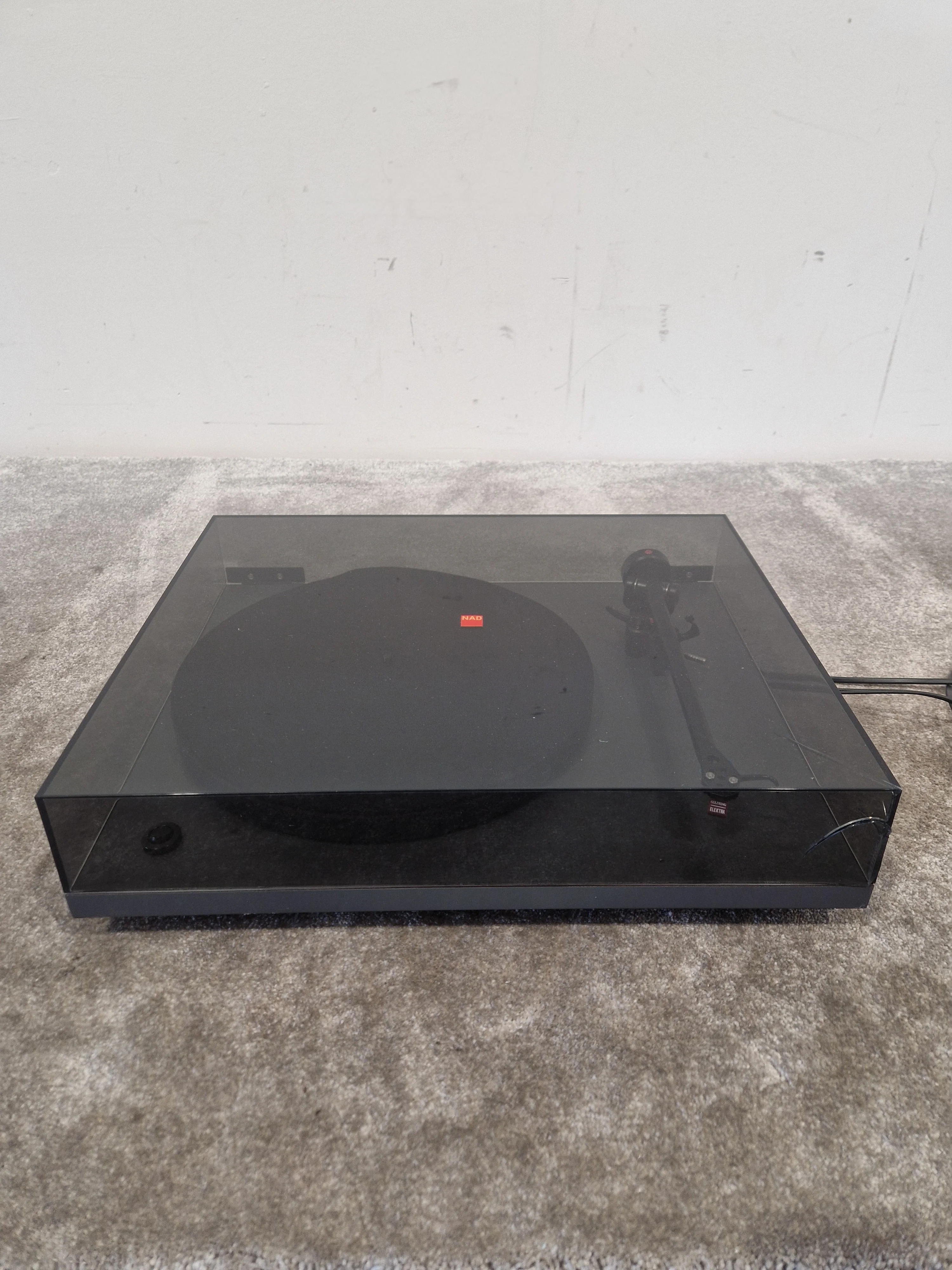 NAD-533 - Audiophile Turntable - Excellent w/ Power Supply - Image 9