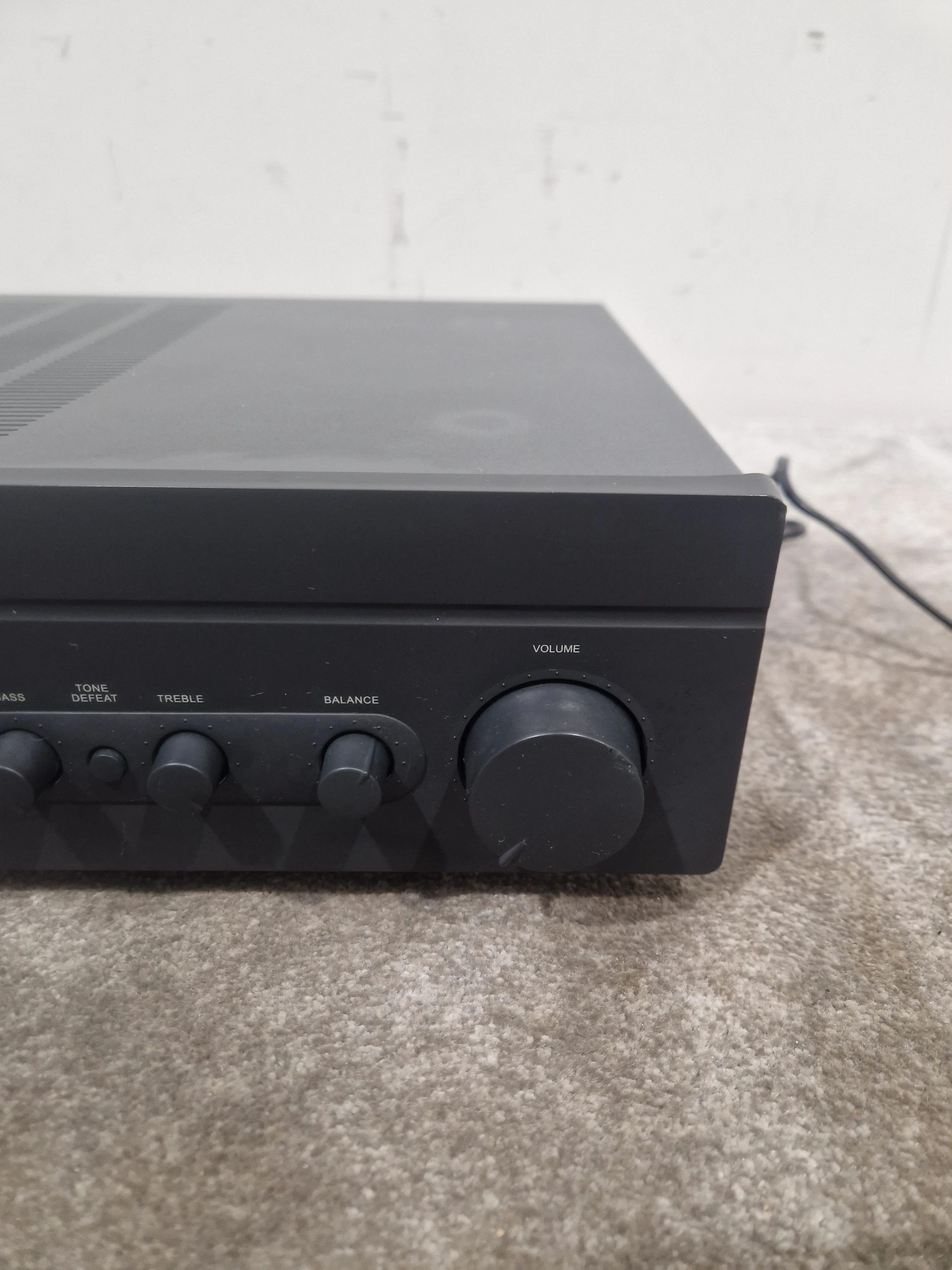 NAD C 320BEE - Stereo Integrated Amplifier - Excellent - Image 2