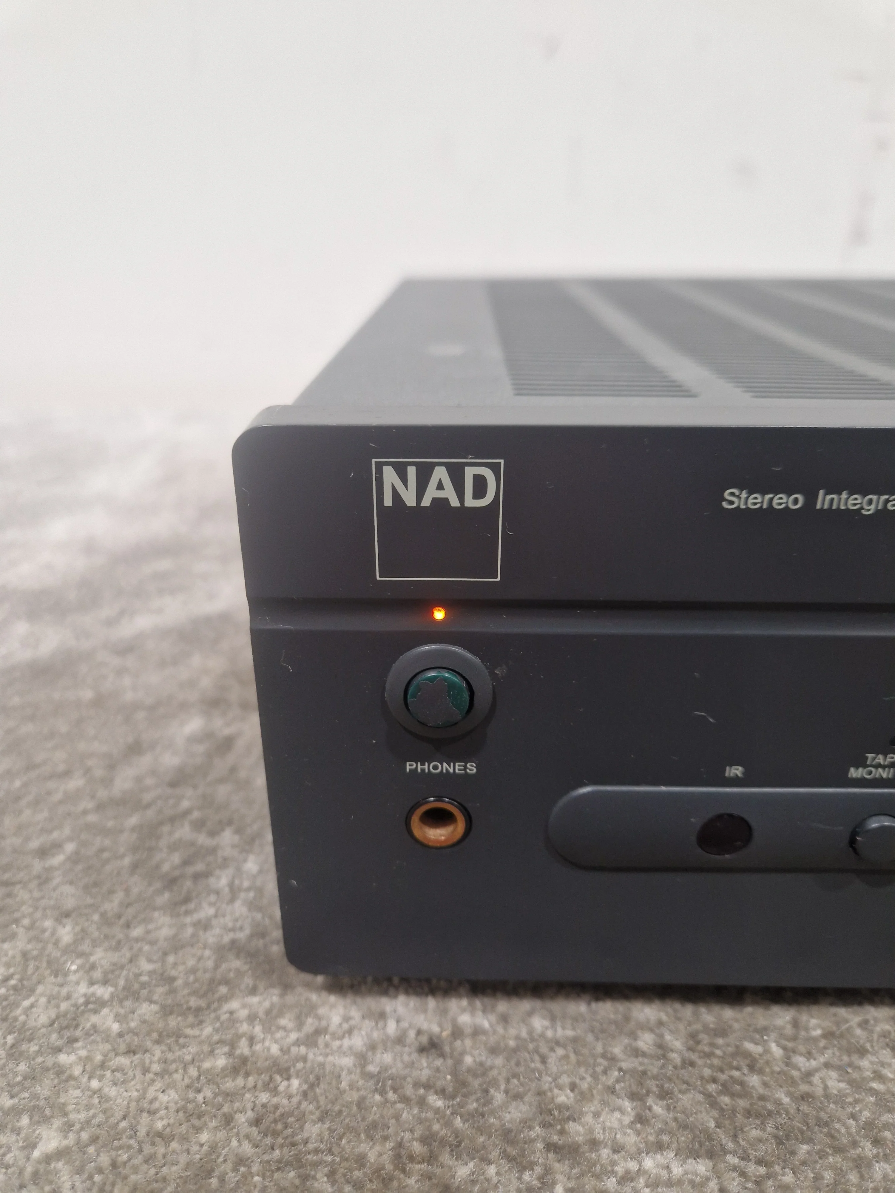 NAD C 320BEE - Stereo Integrated Amplifier - Excellent - Image 5