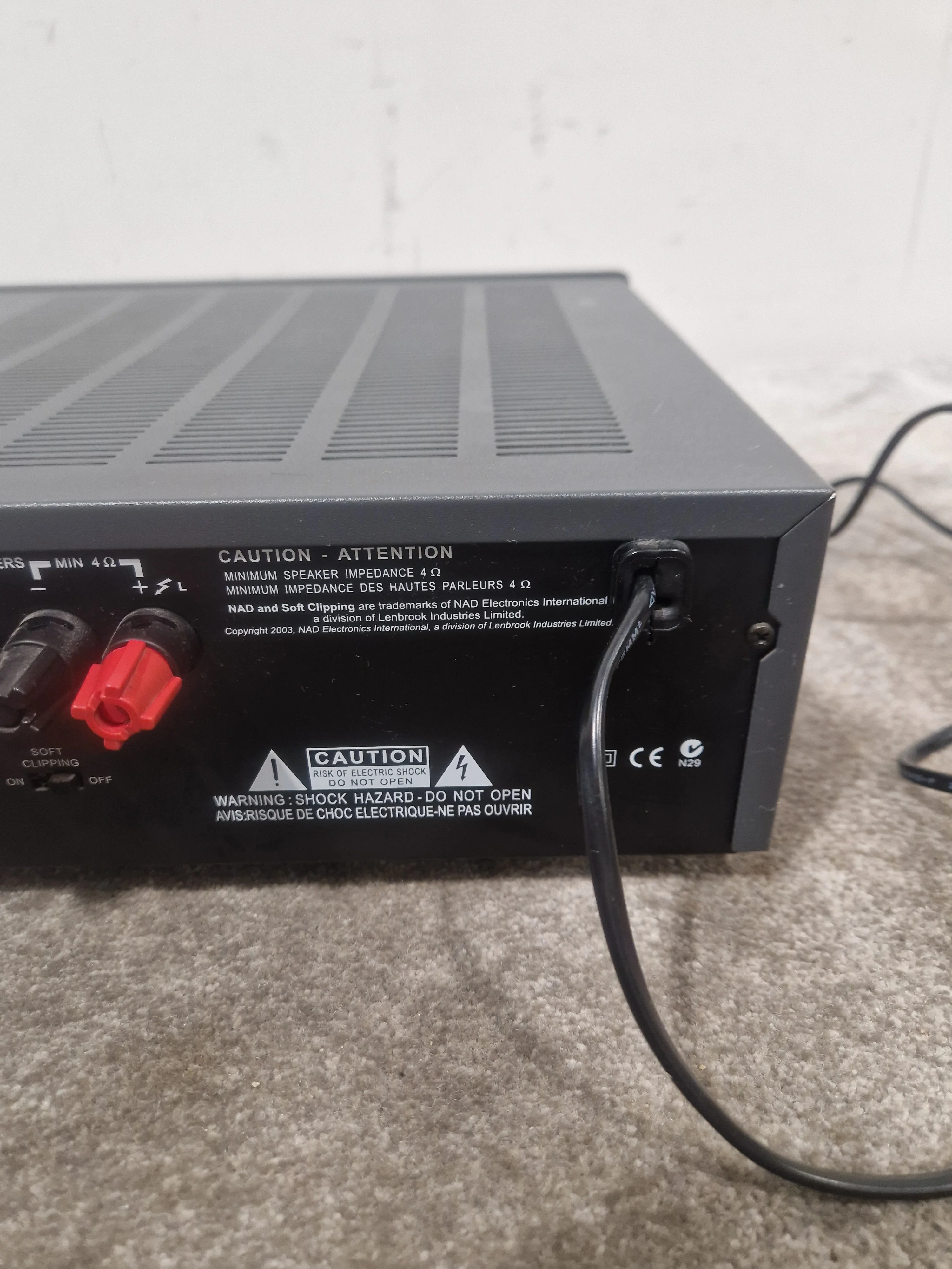 NAD C 320BEE - Stereo Integrated Amplifier - Excellent - Image 9