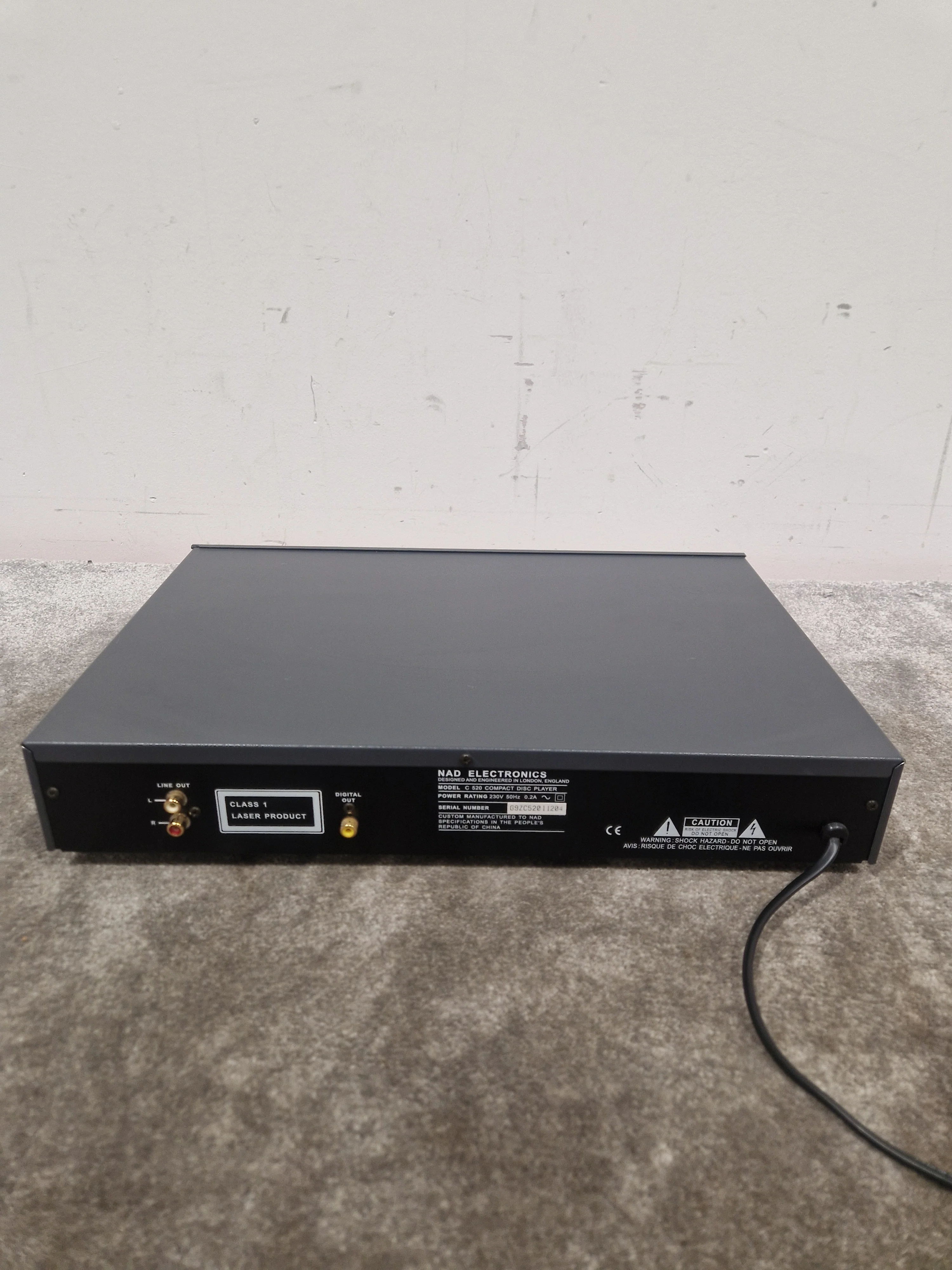 NAD C 520 - CD Player - Silver/Grey - Spares or Repair w/ Manual And Remote - Image 11