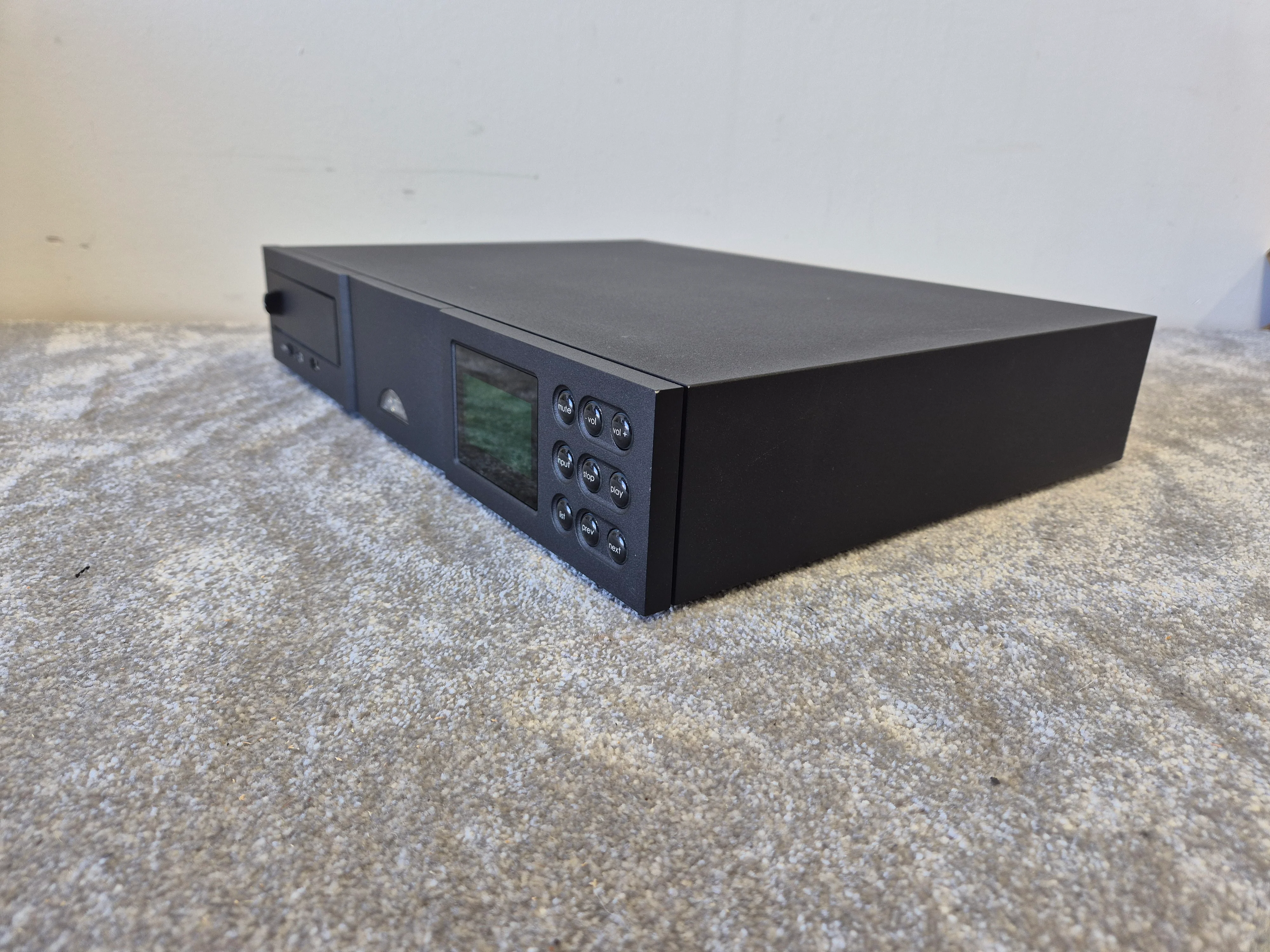 NaimUniti 2 - All-In-One Audio System w/ Original Box - Image 6