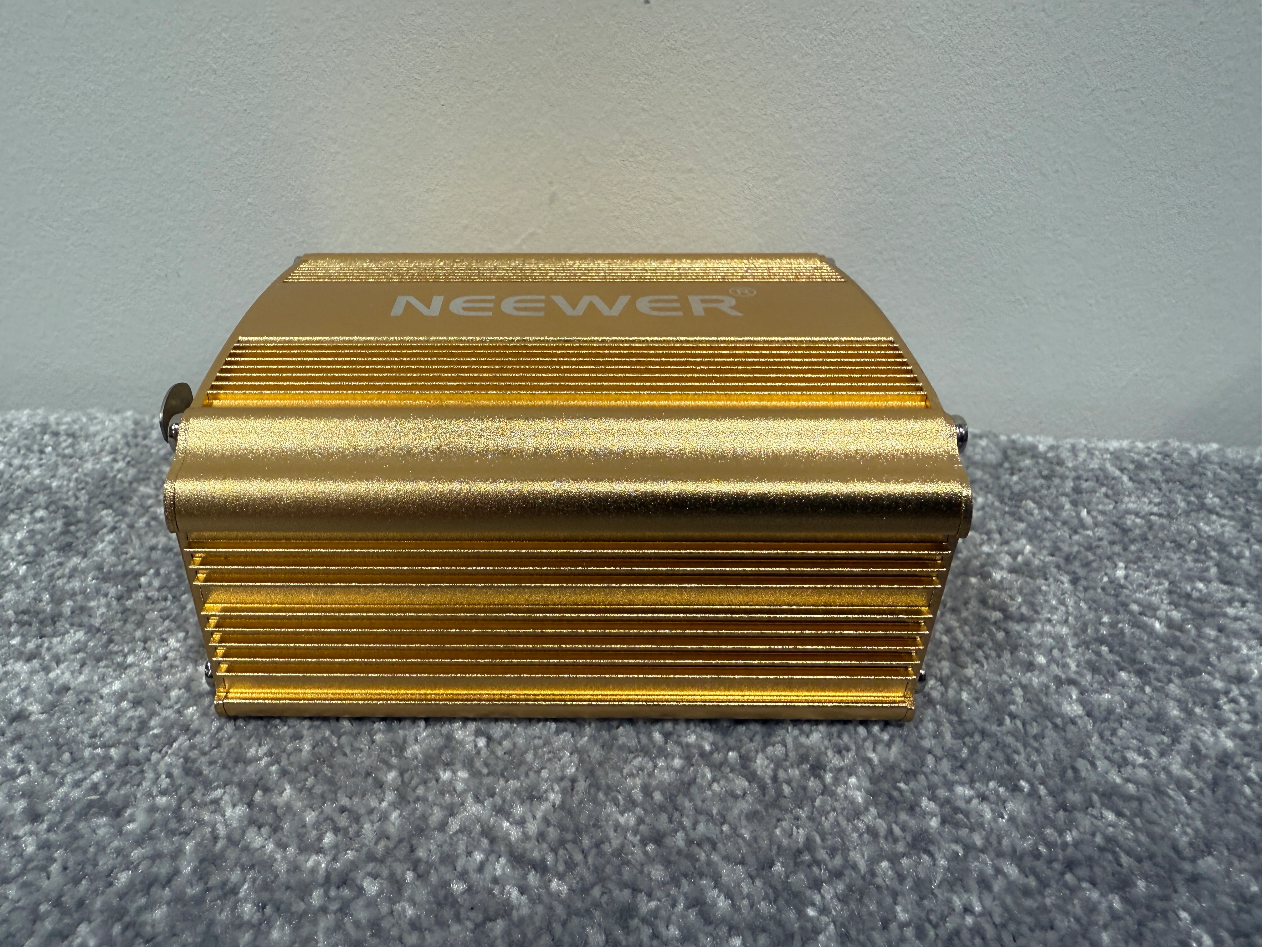 Neewer NW-100 - 48v Phantom Power Supply - Audio Equipment - 48v Power, XLR Inputs - Open Box w/ Original Box & Power Supply - Image 6