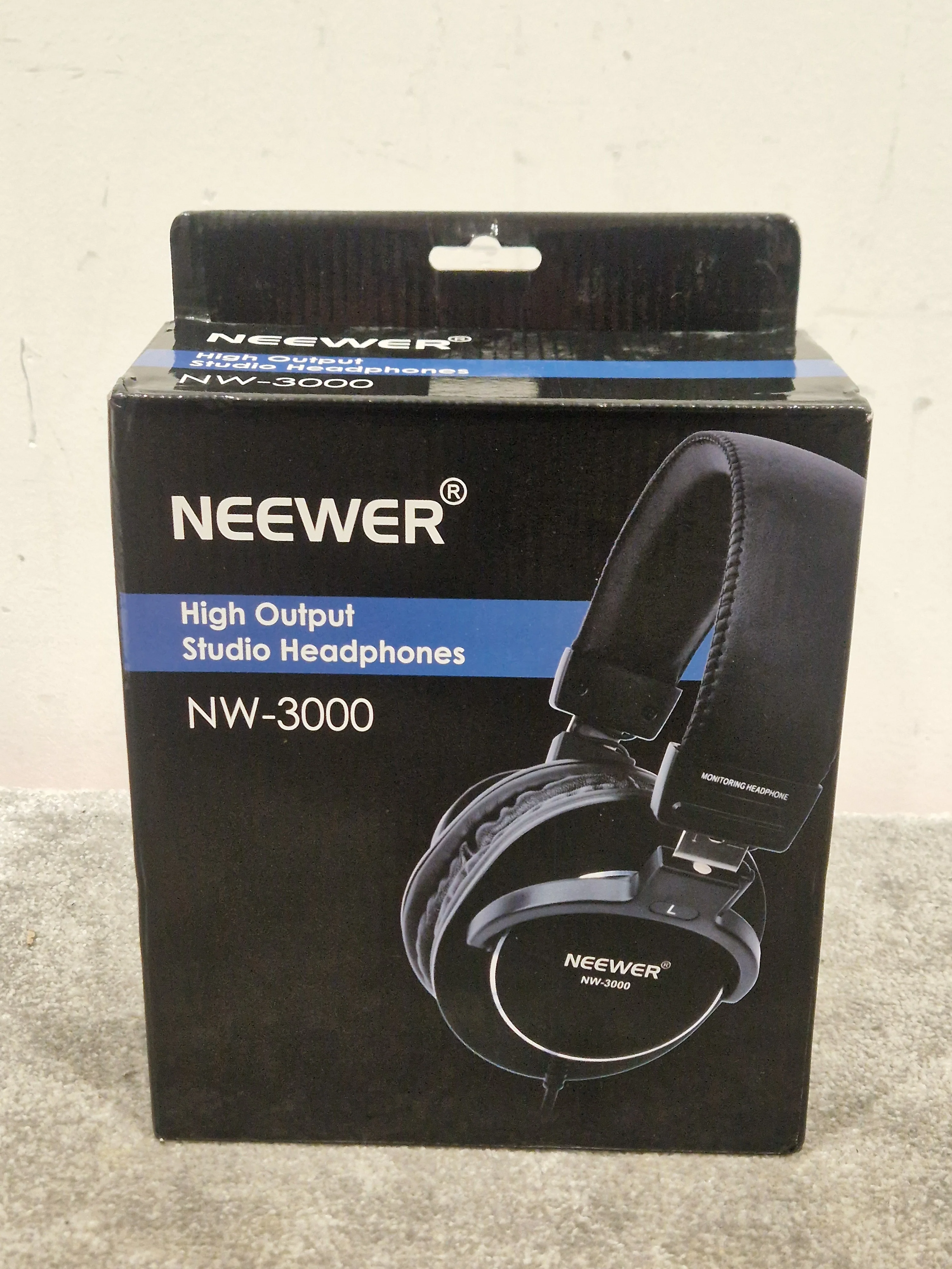 Neewer NW-3000 - Studio Headphones - Black - Like New w/ Original Box & Manuals - Image 5