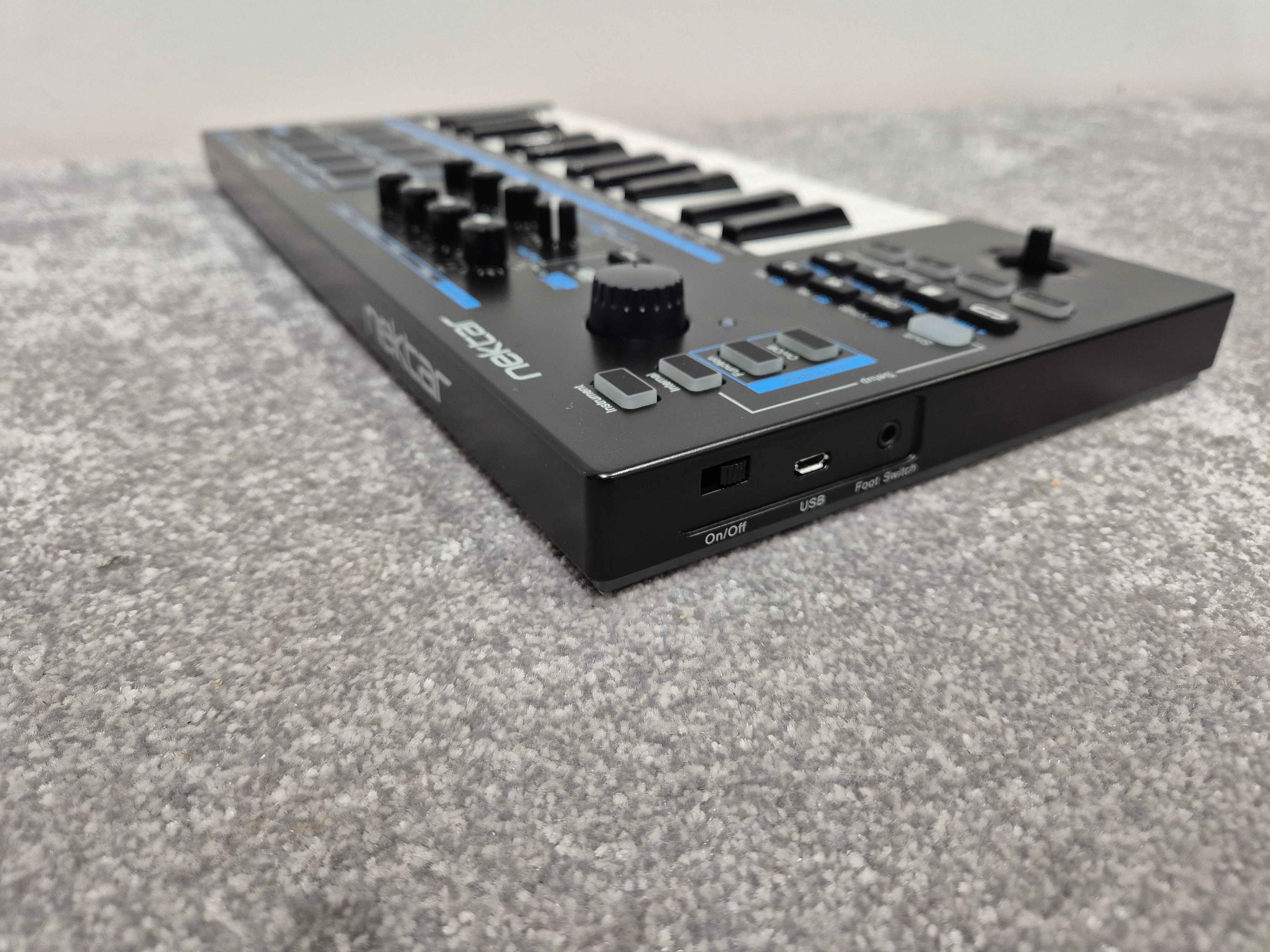Nektar LX Mini - Compact and Versatile USB MIDI Controller - Image 7